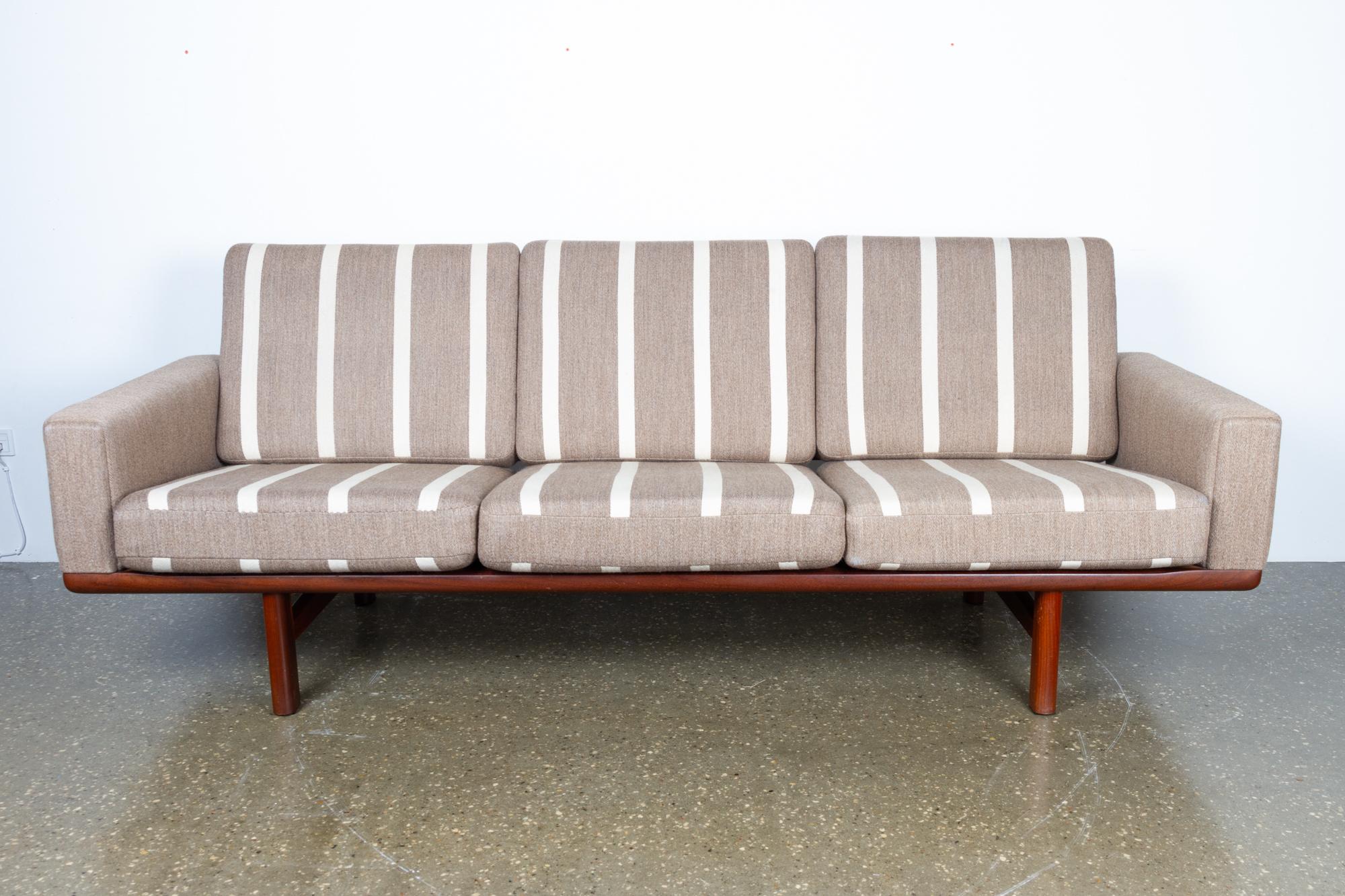 Teak GE-236 Three-Seat Sofa by Hans J. Wegner for GETAMA, 1960s