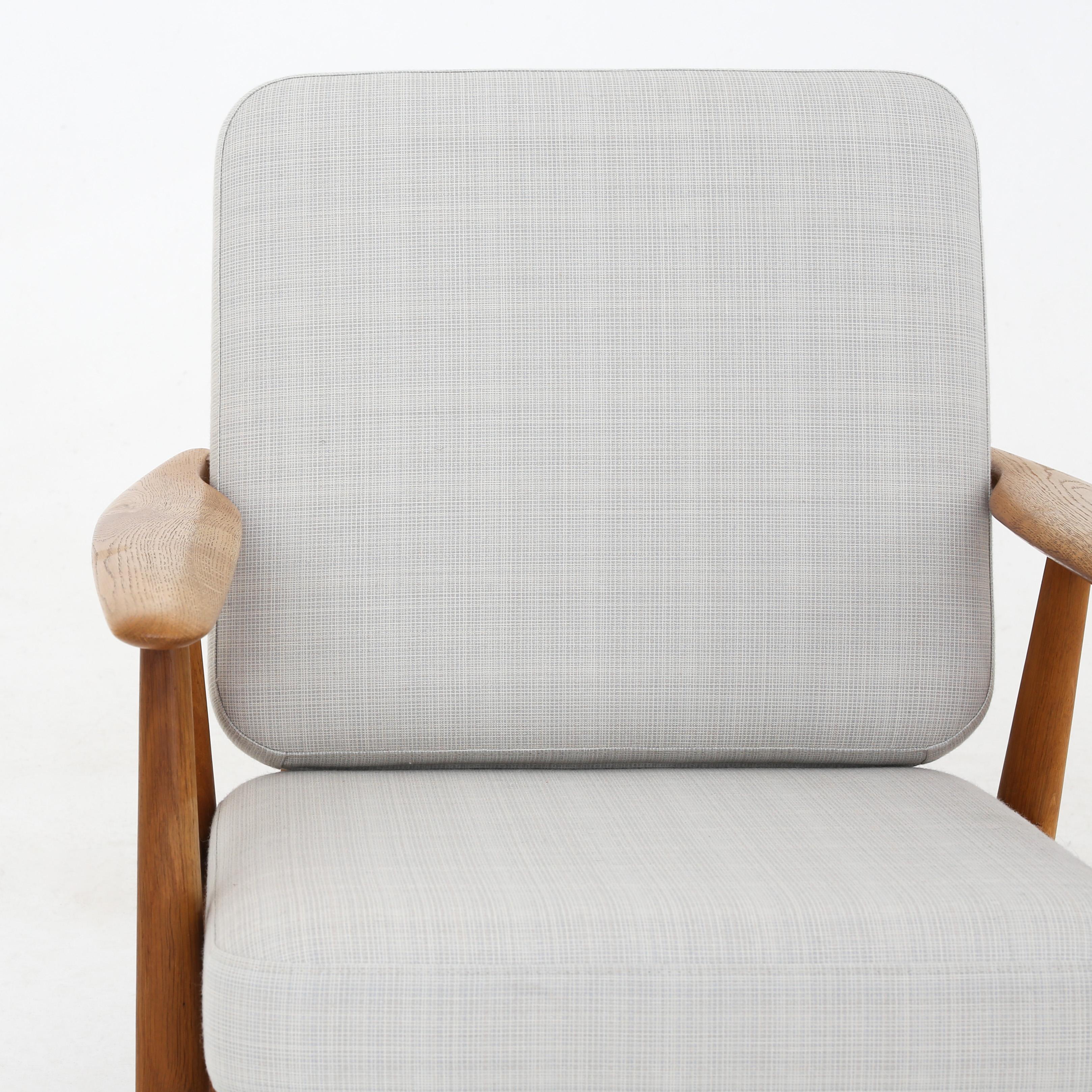 Danish GE 240 Chair by Hans J. Wegner