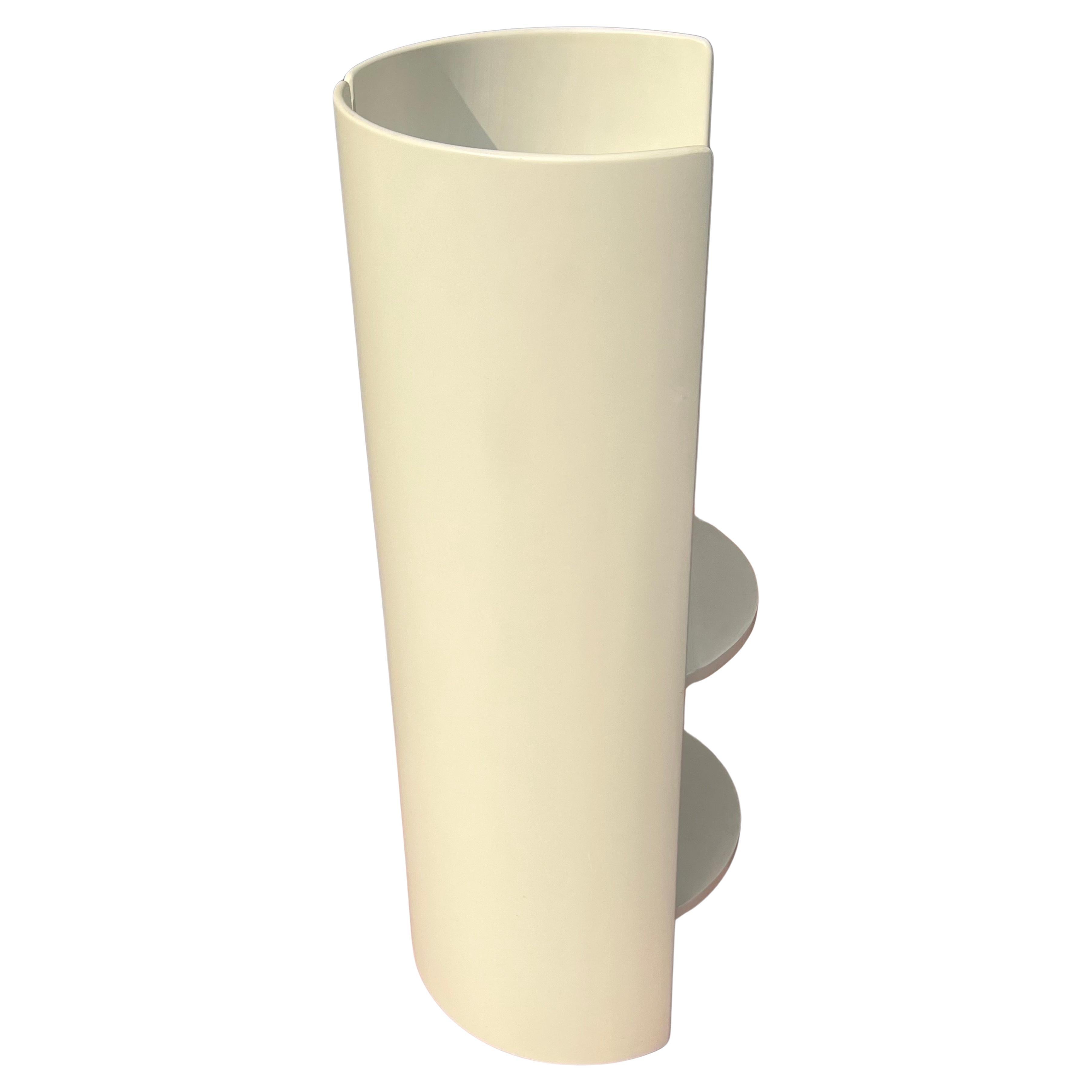 Italian Gea Shelf by Kazuhide Takahama for Gavina Early Production White Lacquered For Sale