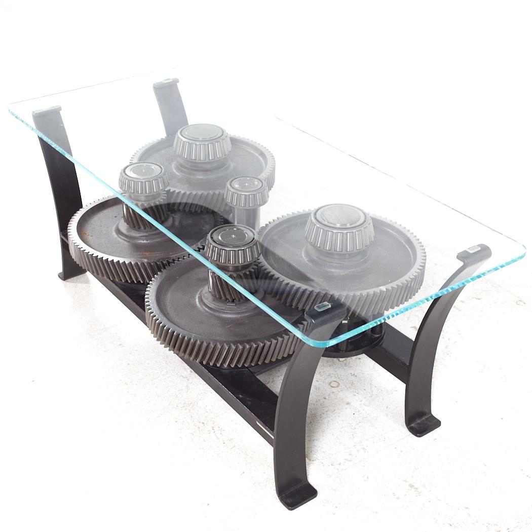 Gear Box with Glass Top Coffee Table In Good Condition For Sale In Countryside, IL