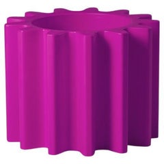 Vaso Gear Pot Sweet Fuchsia di Anastasia Ivanyuk