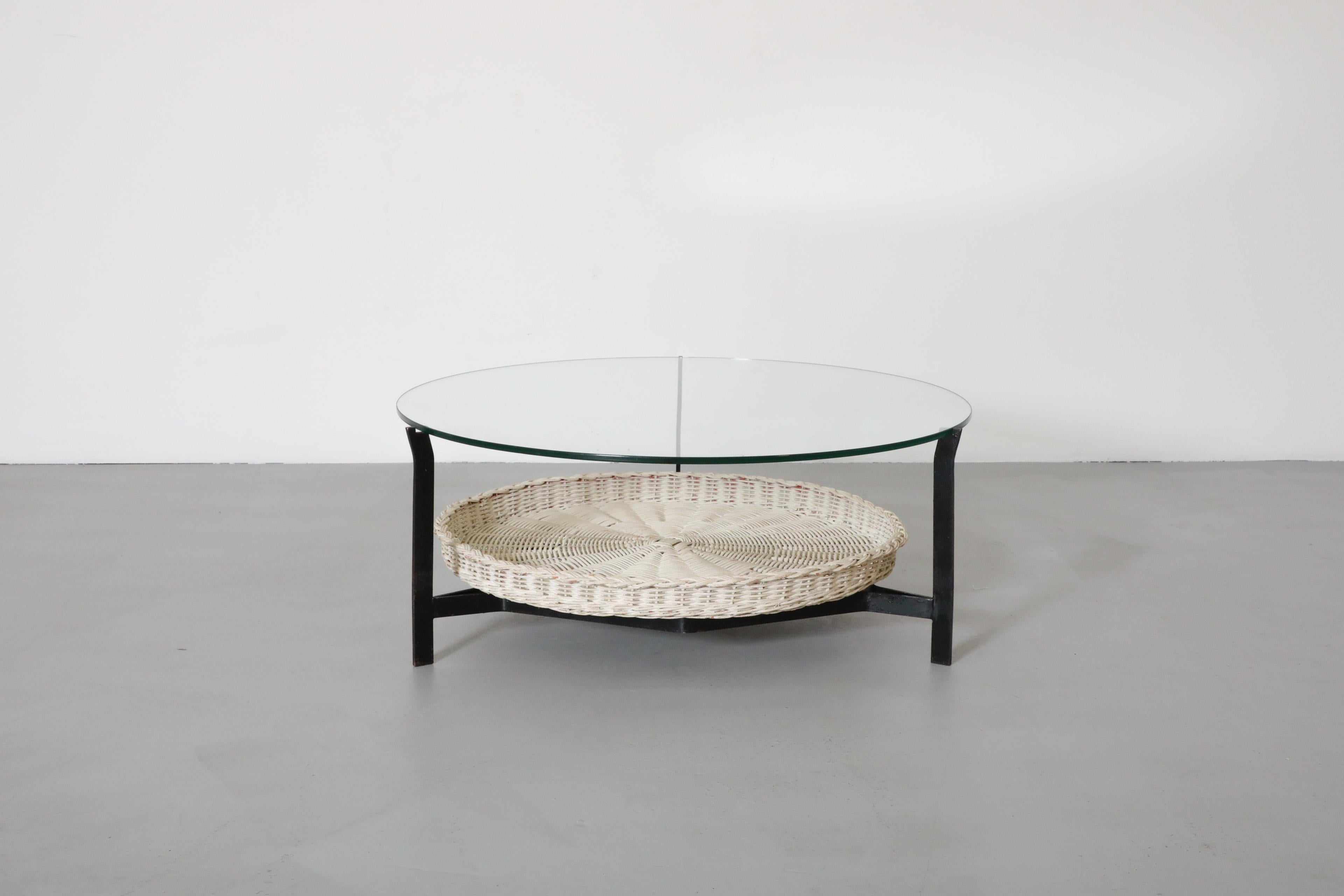 Gebr. Jonkers Modernist Glass Coffee Table with White Basket For Sale 9