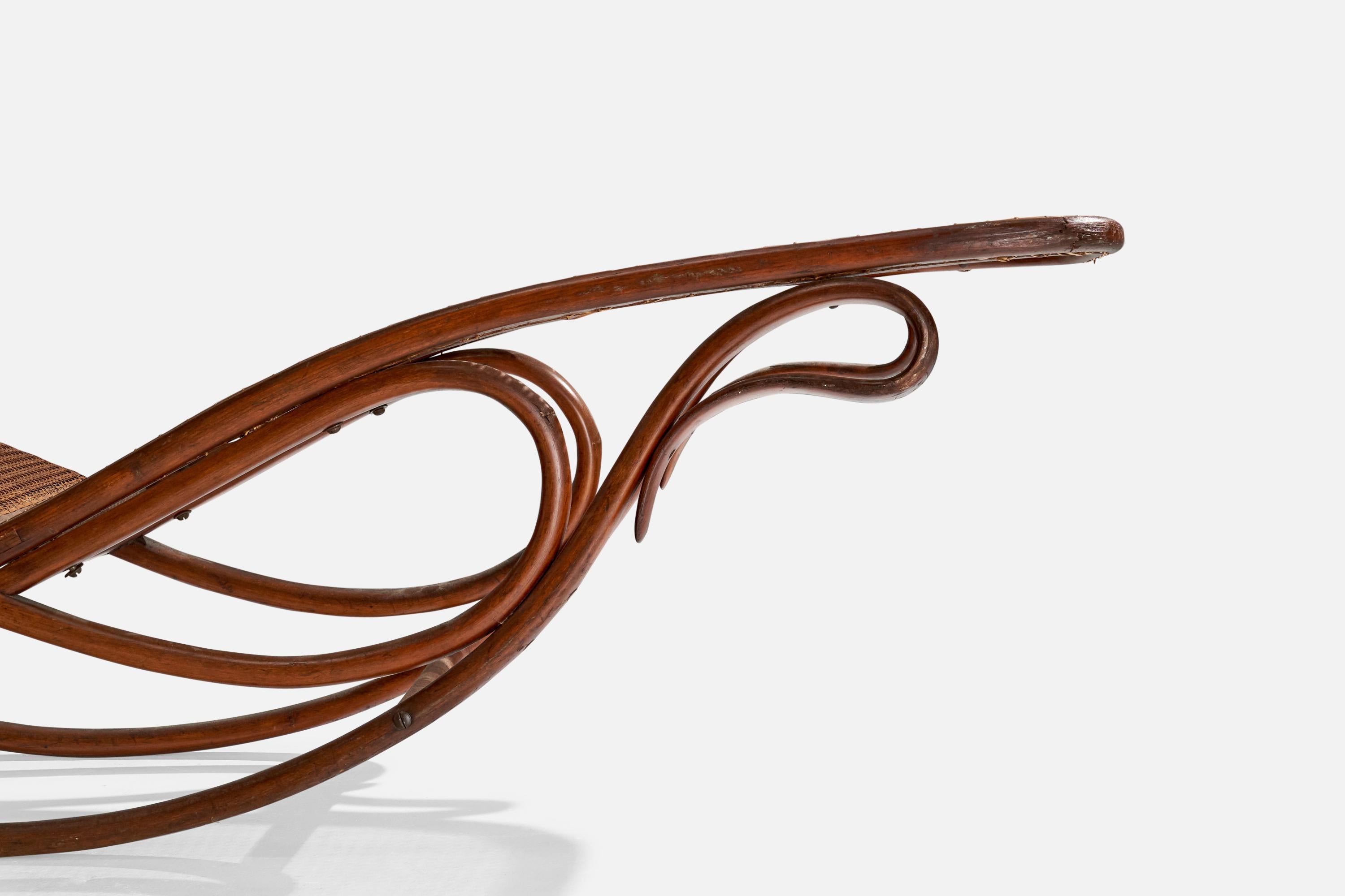 Gebruder Thonet, Rocking Chaise, Bentwood, Cane, Austria, 1900s For Sale 5