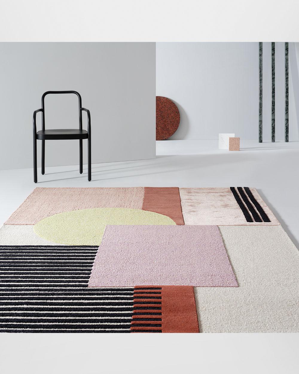 The GTV catalogue is enriched with new home accessories with the AROUND COLORS RUGS COLLECTION carpets designed by Paola Pastorini, a stylist who has been working with the company for several years, handcrafted by CC Tapis. Originating from a