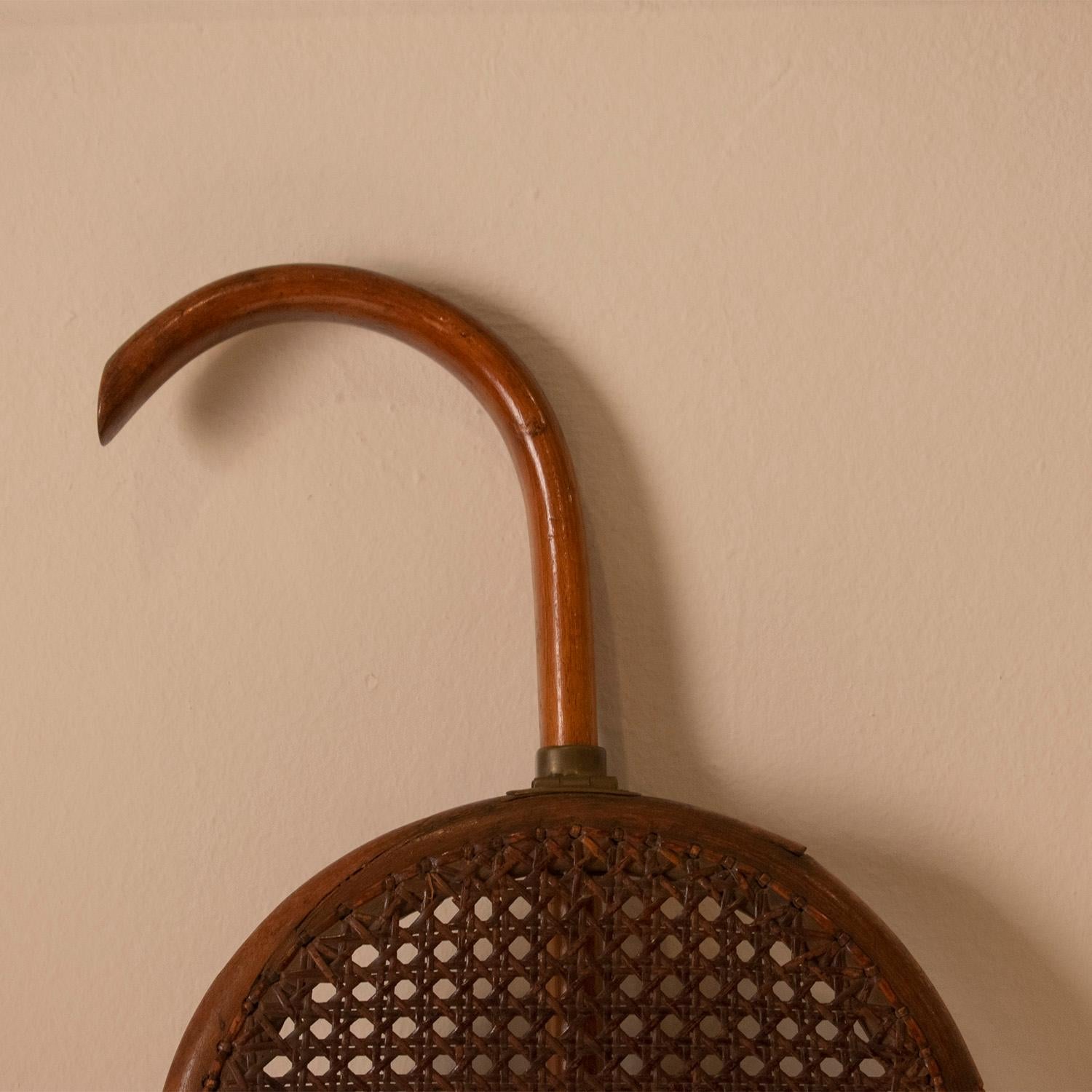 Canne Gebrüder Thonet Vienna Tabouret pliant/Sticks de marche en vente