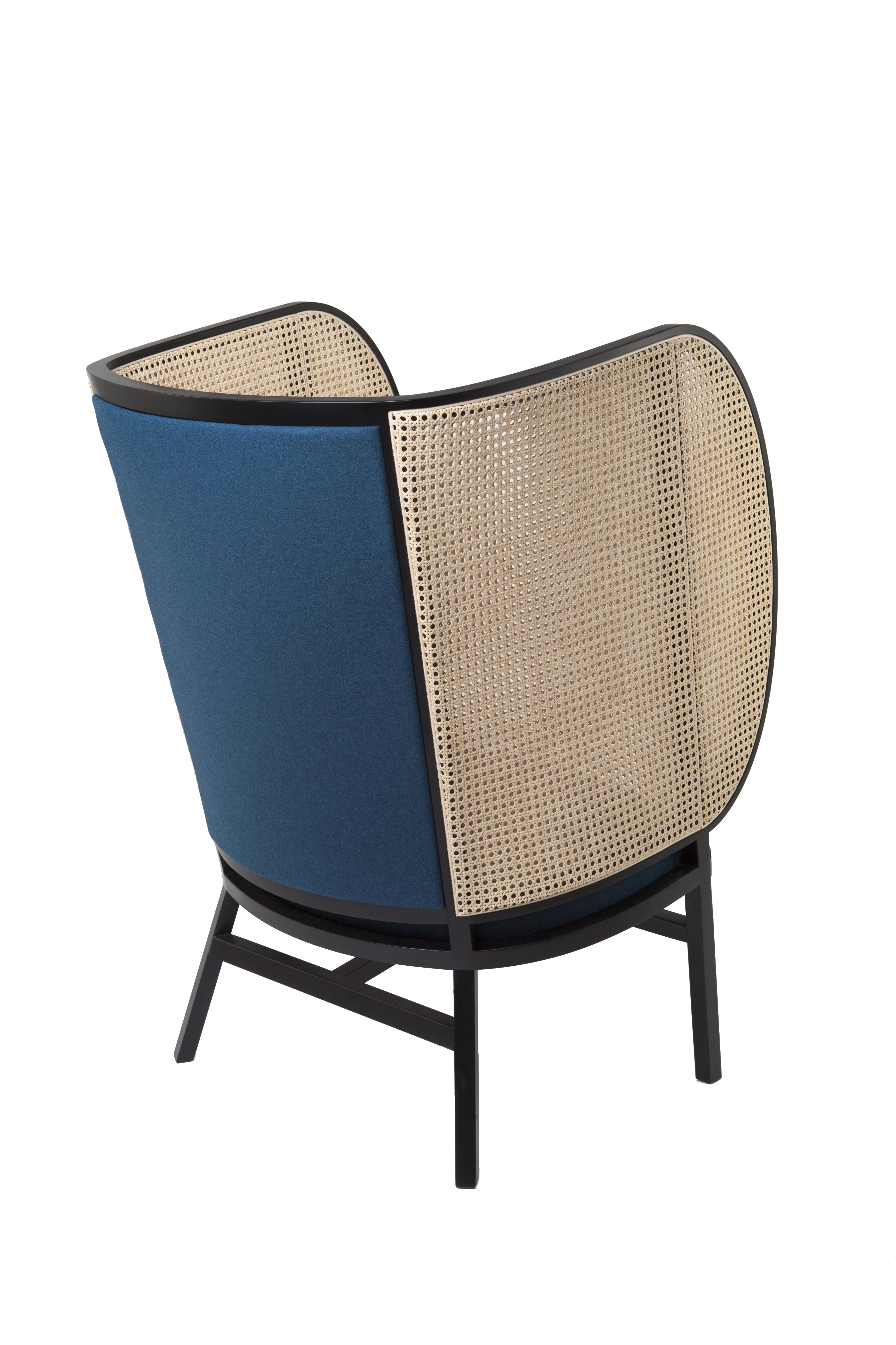 Modern Gebrüder Thonet Vienna GmbH Hideout Lounge Black Chair with Upholstered Backrest For Sale
