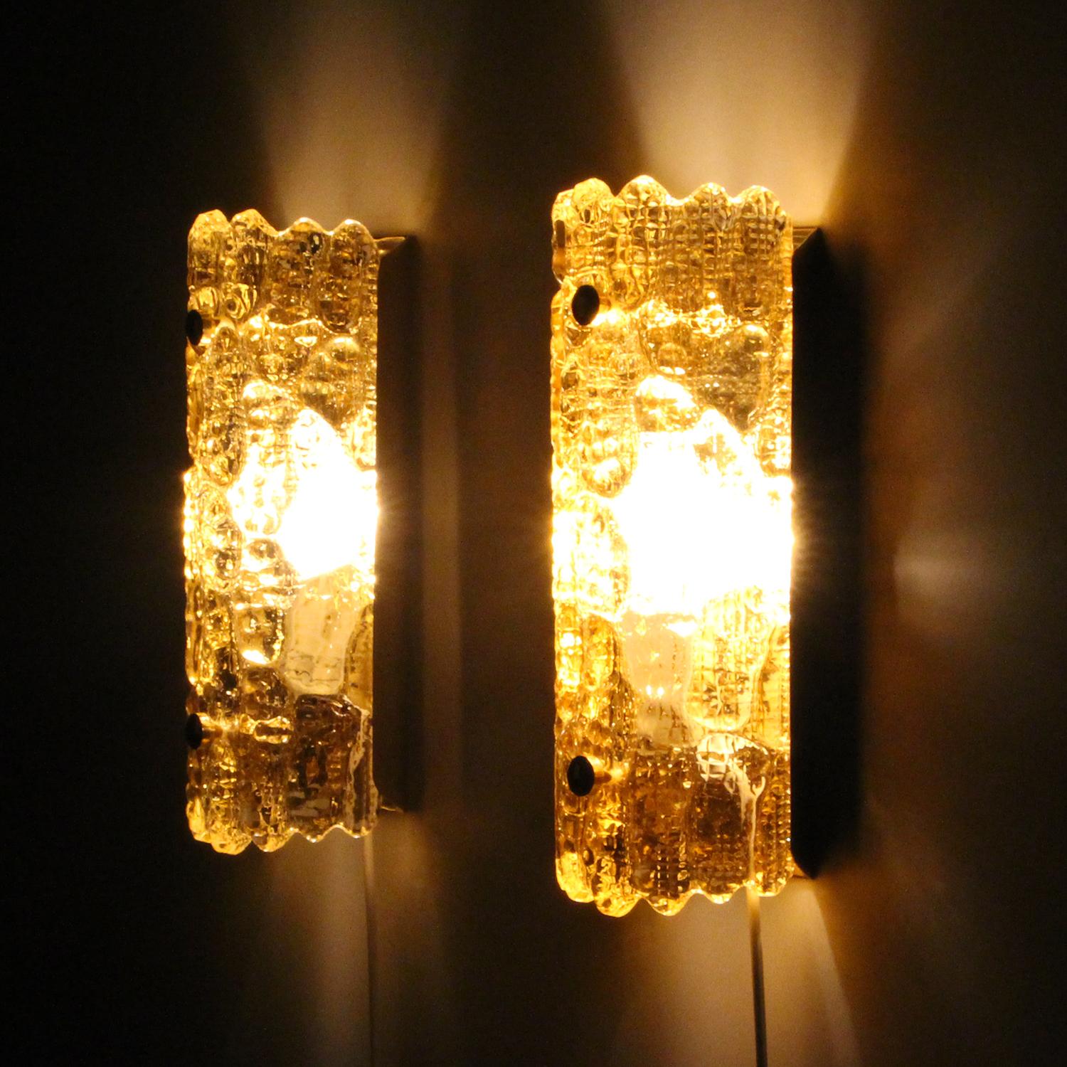 Gefion Sconces, Pair Crystal Glass Wall Lights by Lyfa/Orrefors in the 1960s In Good Condition In Brondby, Copenhagen