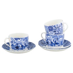 Gefle, "Blå Blomster". 3 tea cups with saucers in porcelain. Mid-20th C.