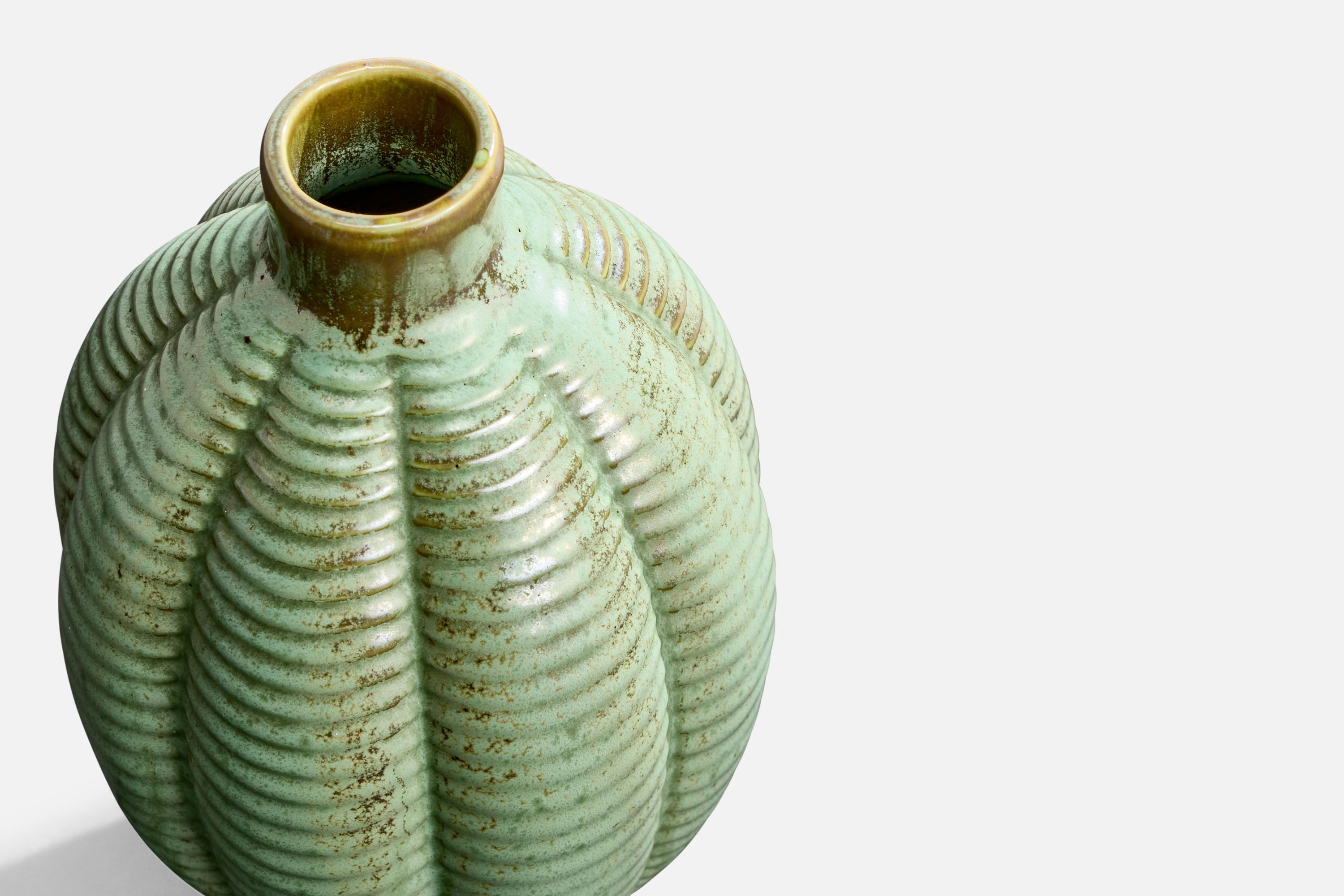 Gefle, Vase, Ceramic, Sweden, 1930s In Good Condition For Sale In High Point, NC