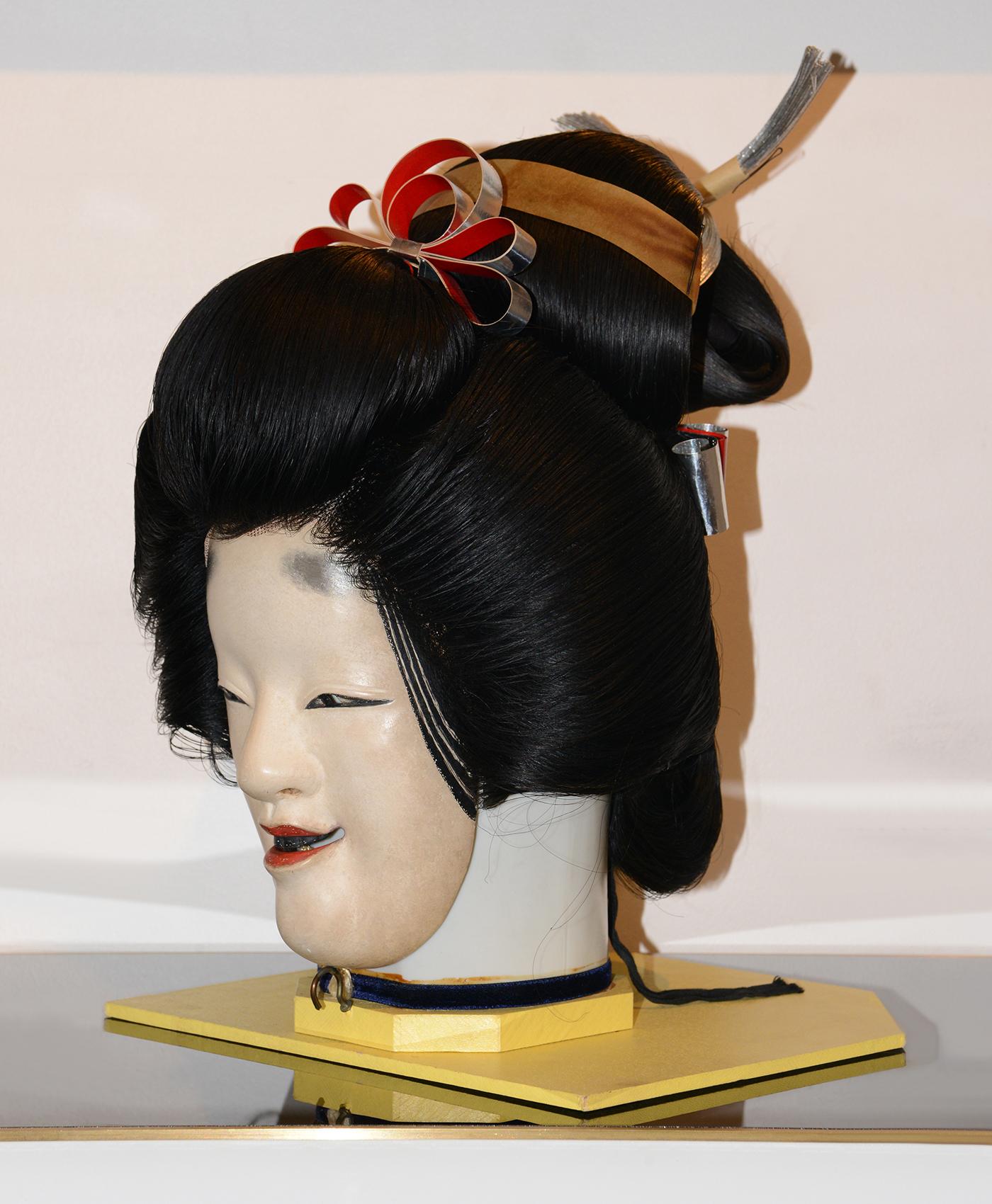 japanese geisha mask