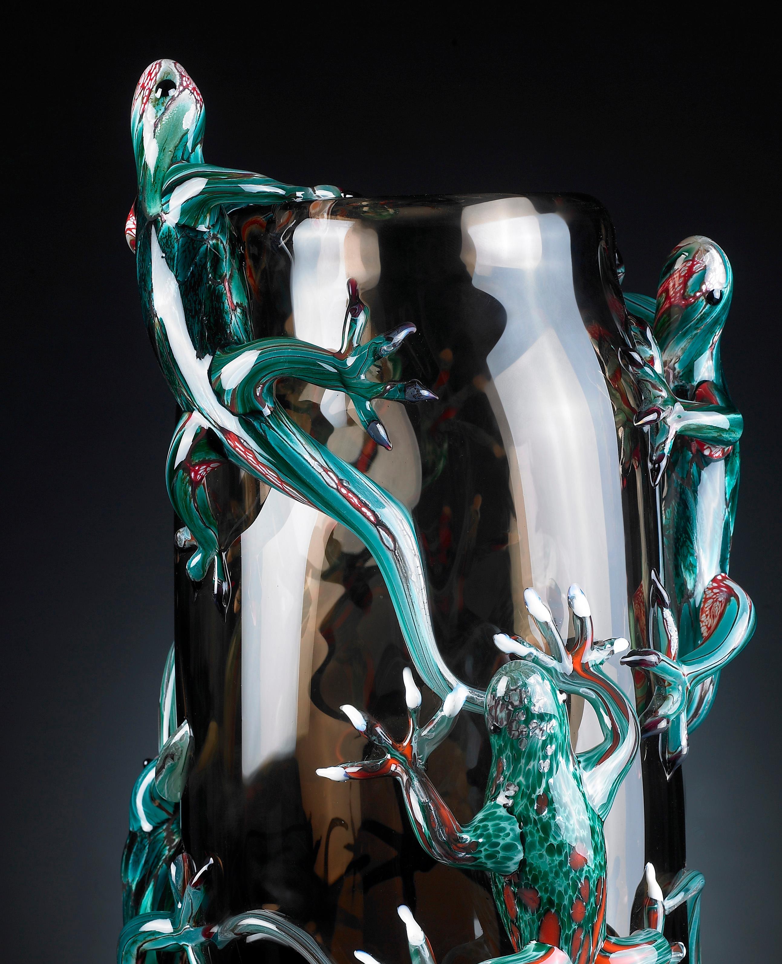 Modern Geko Vase Big, Big Vase in Glass with 8 Gekos, Italy For Sale
