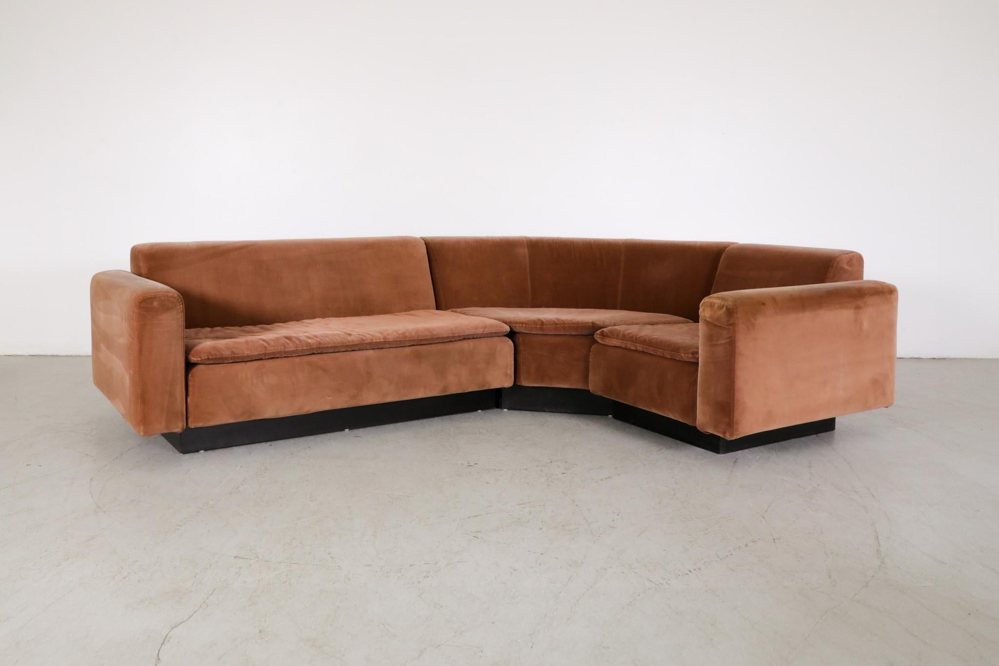 Dutch Gelderland Curved Corner Sectional Sofa For Sale