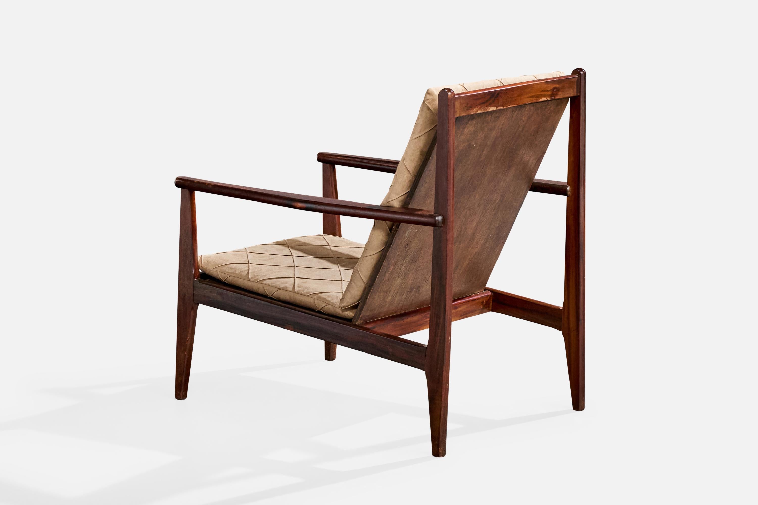 Milieu du XXe siècle Gelli, chaises longues, Wood, tissu, Brésil, années 1960 en vente