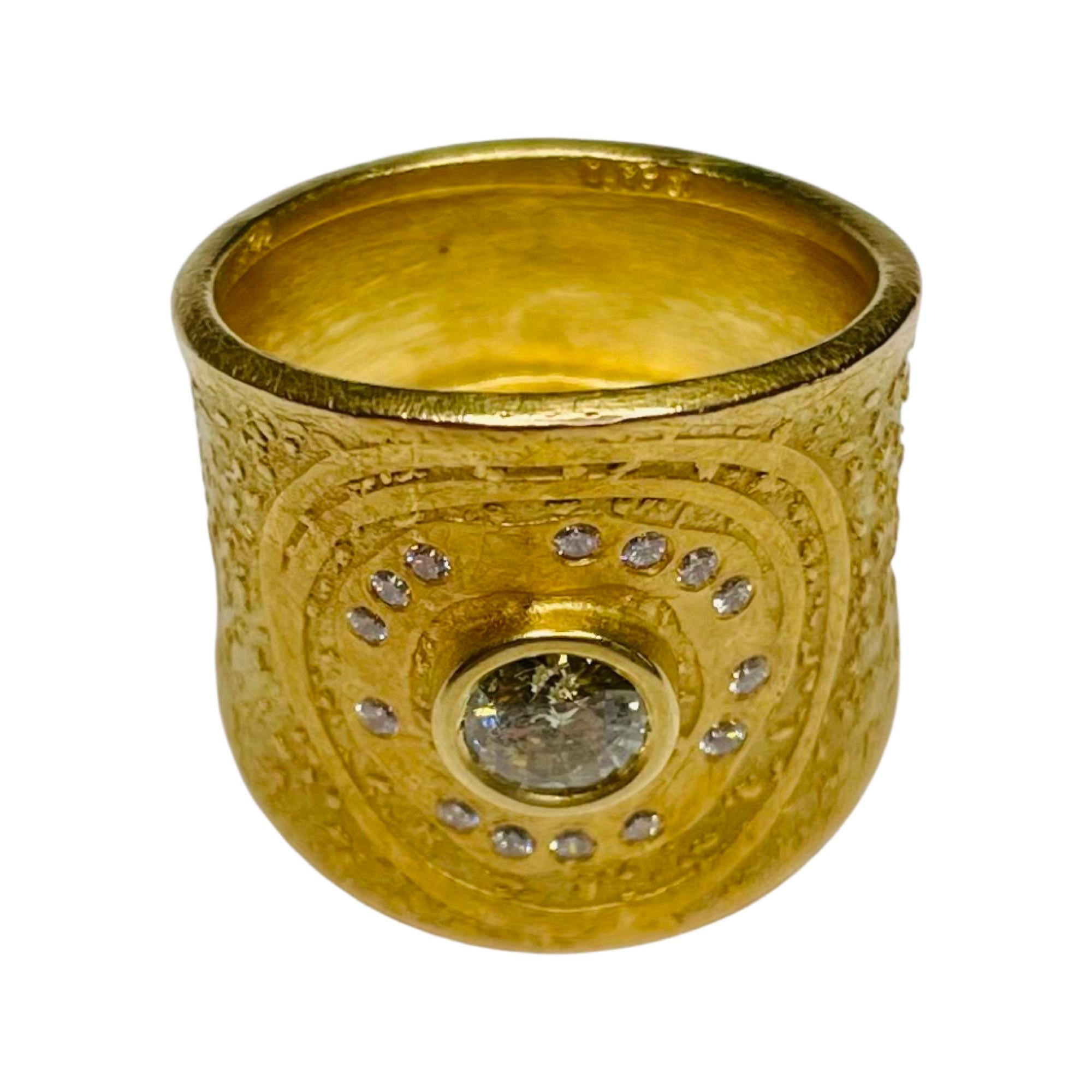 Gellner 18K Yellow Diamond Cigar Band Handmade Ring In New Condition For Sale In Kirkwood, MO