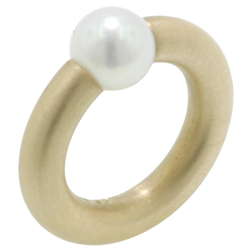 Gellner 18K Yellow Gold Baby Ring with an Akoya Pearl For Sale