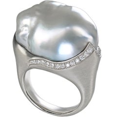 Gellner Exceptional Silver South Sea Pearl Diamond One of a Kind Platinum Ring