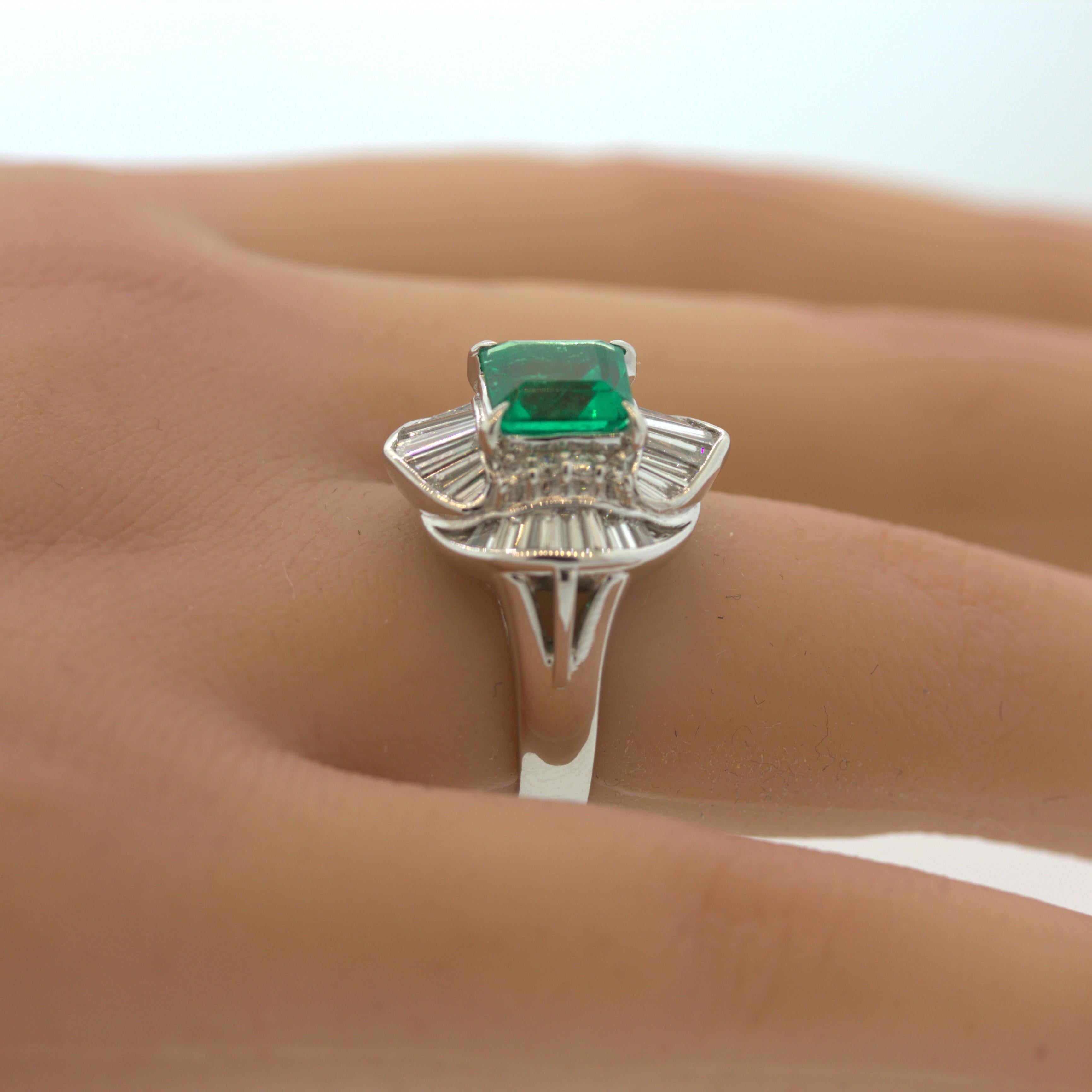 Women's Gem 2.25 Carat Emerald Diamond Platinum Ring For Sale
