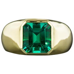 Gem 5.35 Carat Colombian Emerald Ring