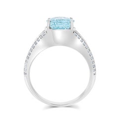 GEM BLEU 3.21 Carat Paraiba Tourmaline with 1.17 Tct Diamonds in 18K White Gold
