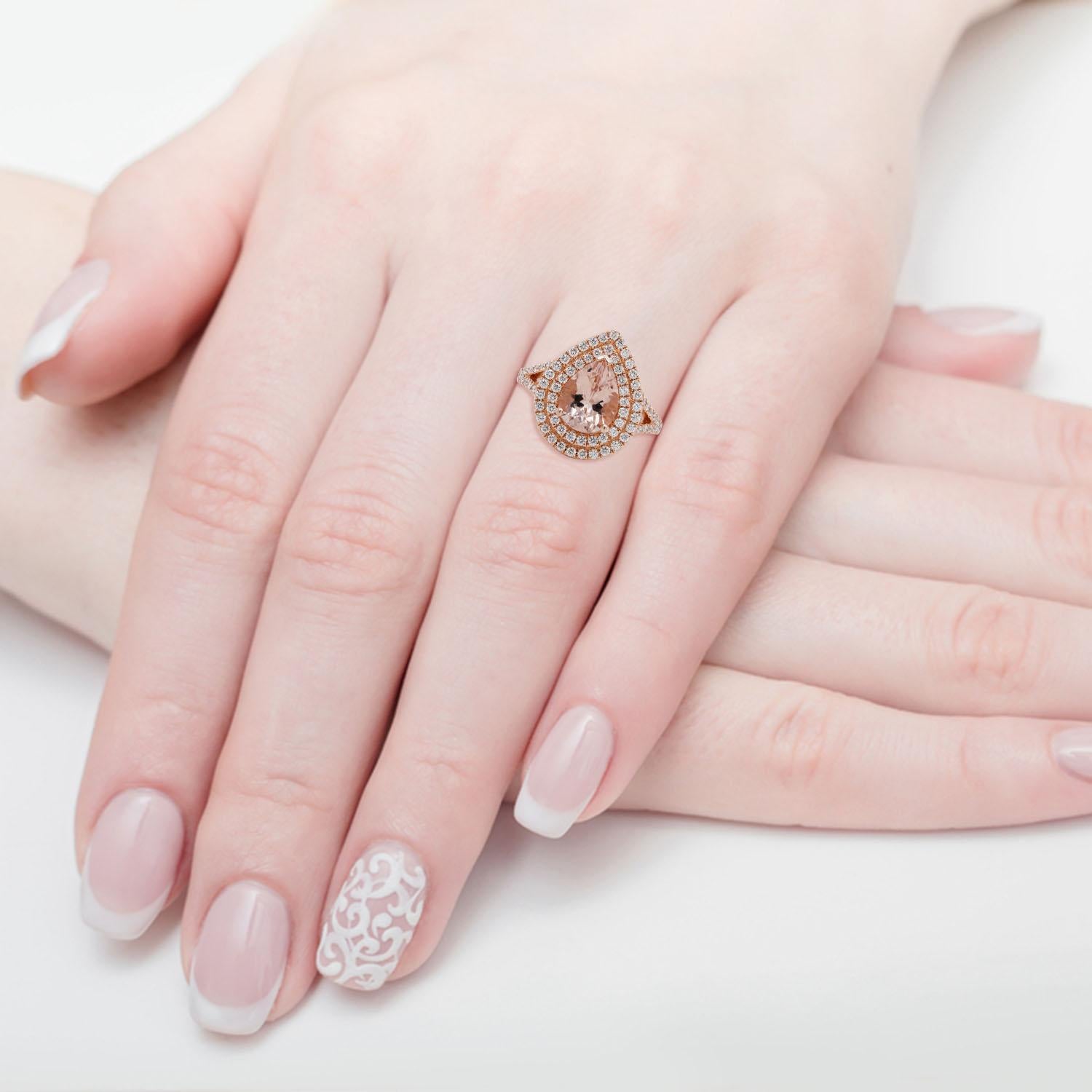 Contemporain GEM BLEU Bague en Morganite en forme de poire de 2,39 carats en vente