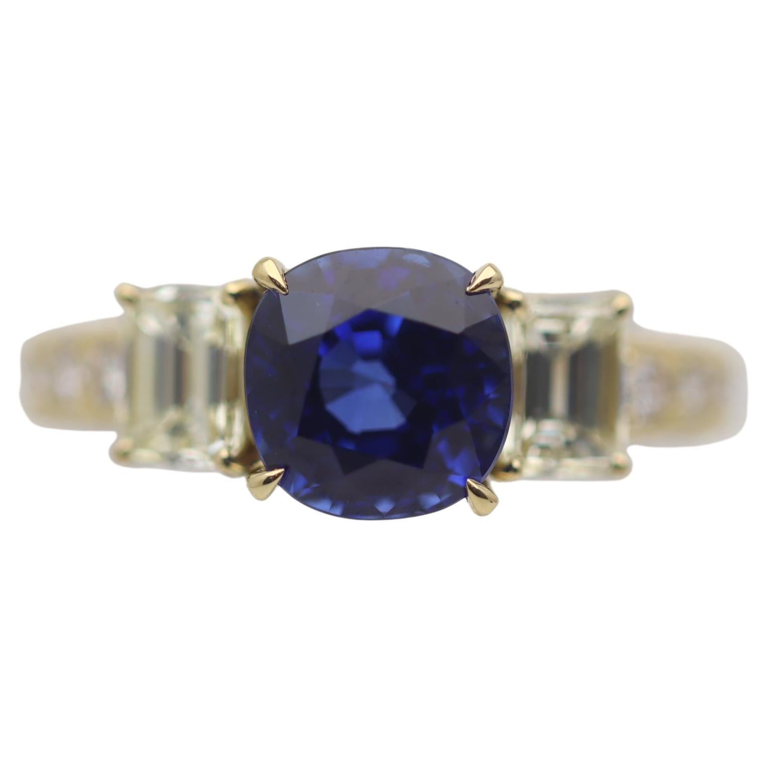 Gem Blue Sapphire Diamond Gold Ring For Sale