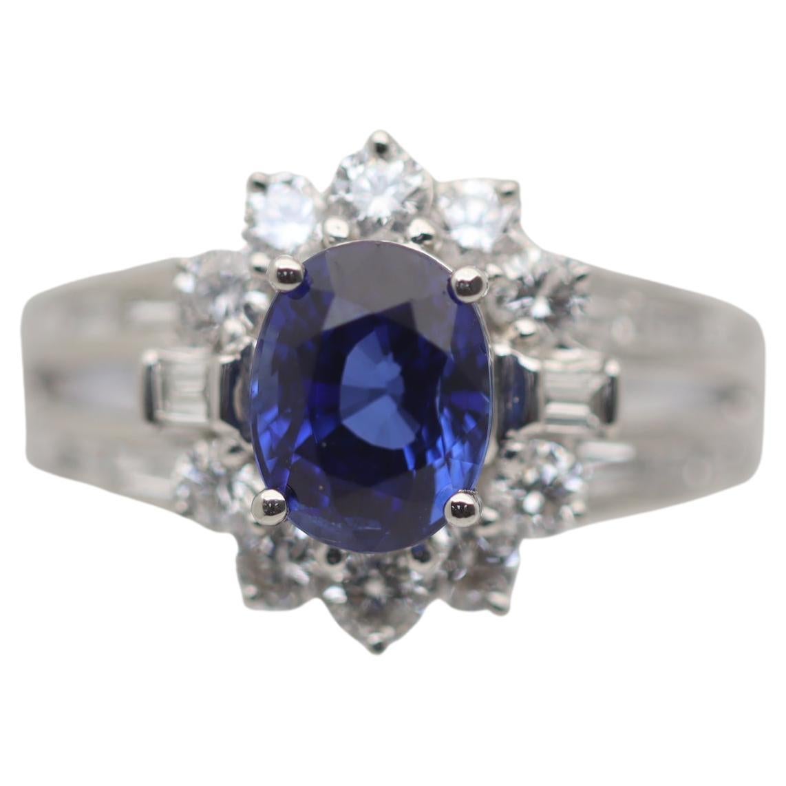Platinring mit Edelstein und blauem Saphir und Diamant im Angebot
