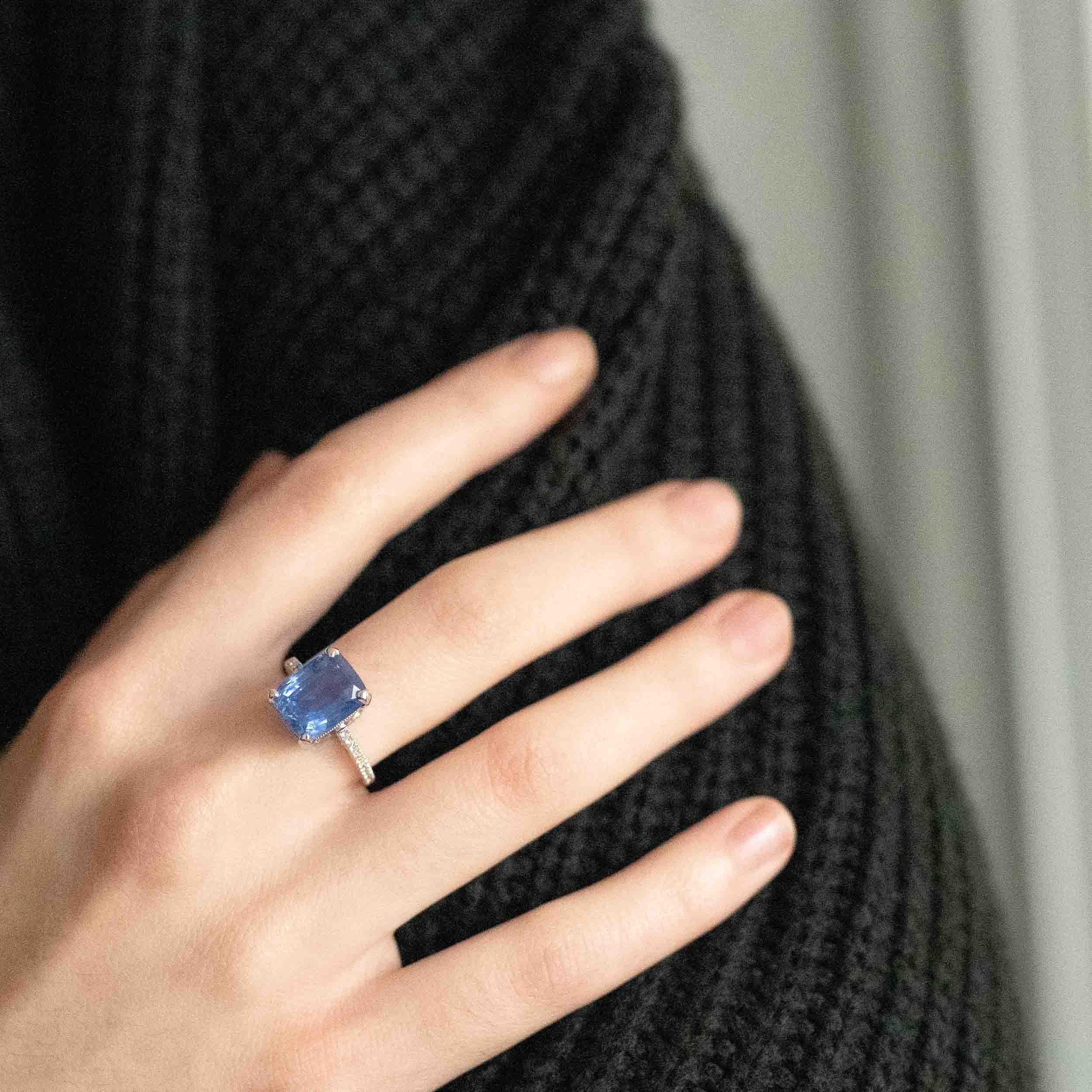 GEM Certified 8.12 carats Sapphire Ring For Sale 1