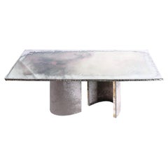 Table de salle à manger contemporaine pierre précieuse 200, plateau en verre argenté, paire de pieds en velours « Gem »