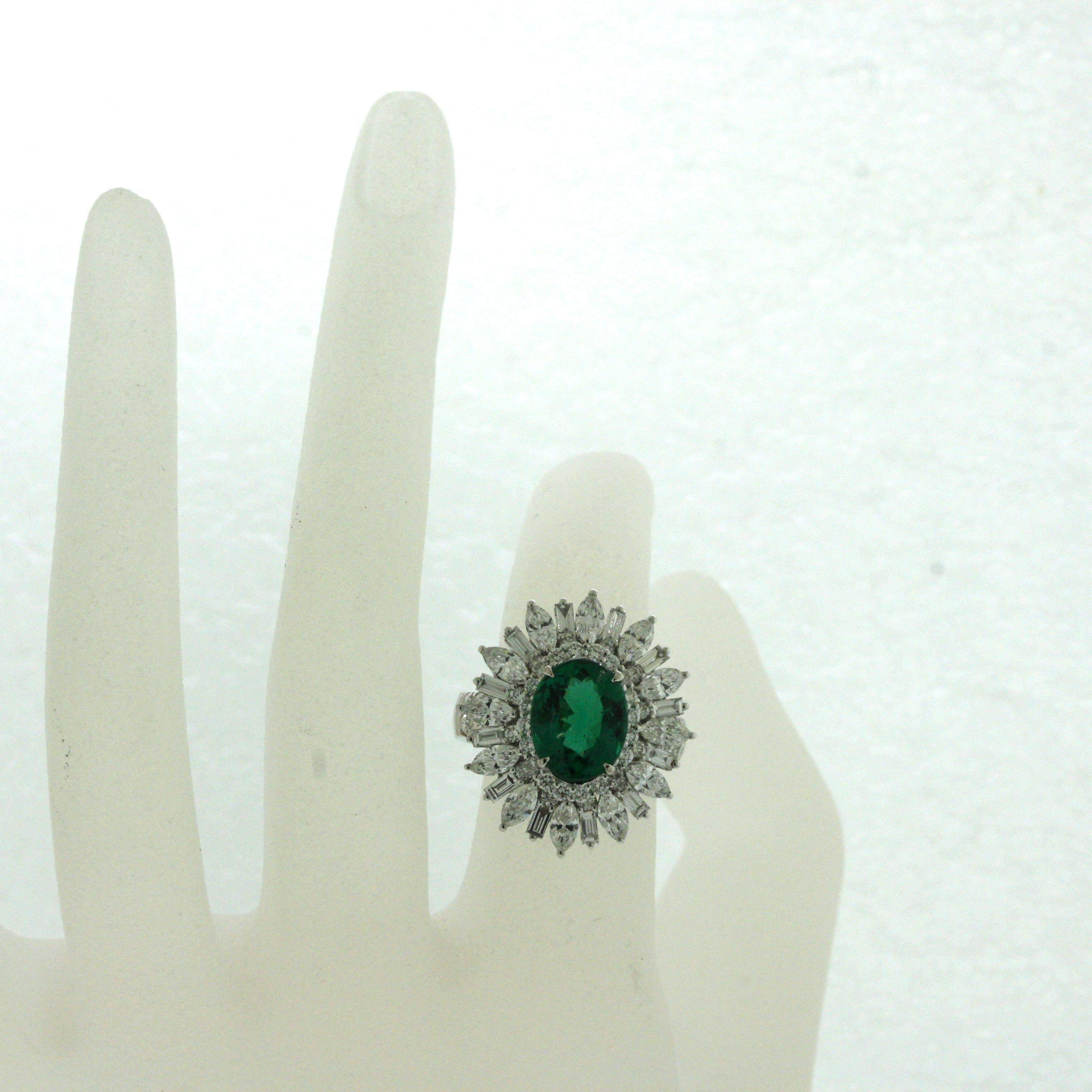 Gem Emerald Diamond Gold Sunburst Ring, AGL Certified In New Condition In Beverly Hills, CA