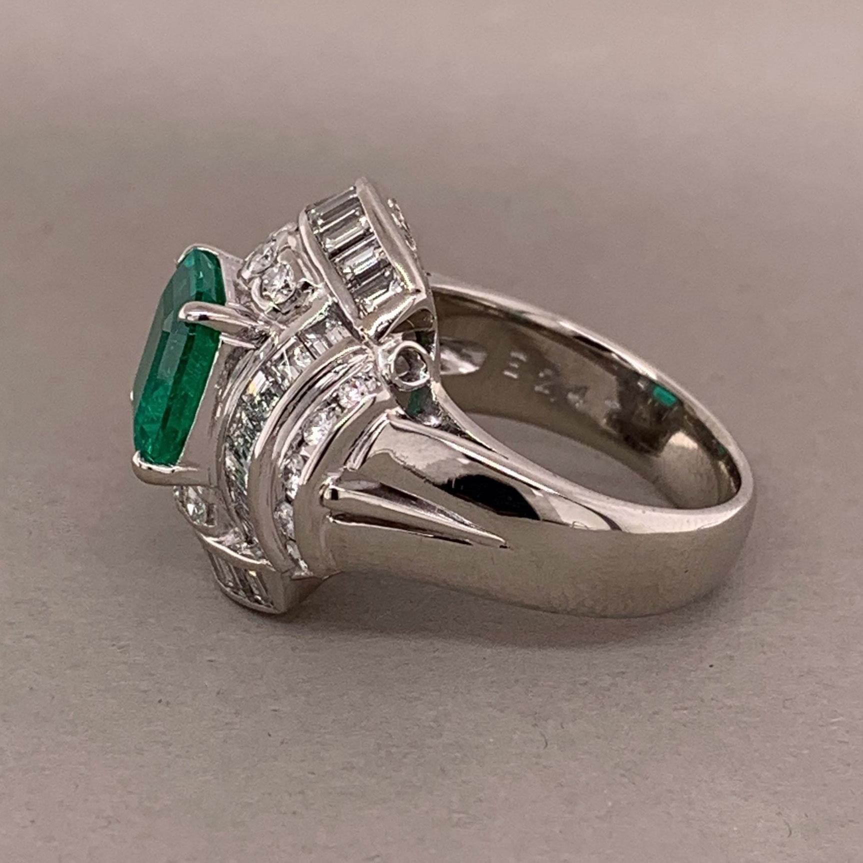 Emerald Cut Gem Emerald Diamond Platinum Ring For Sale