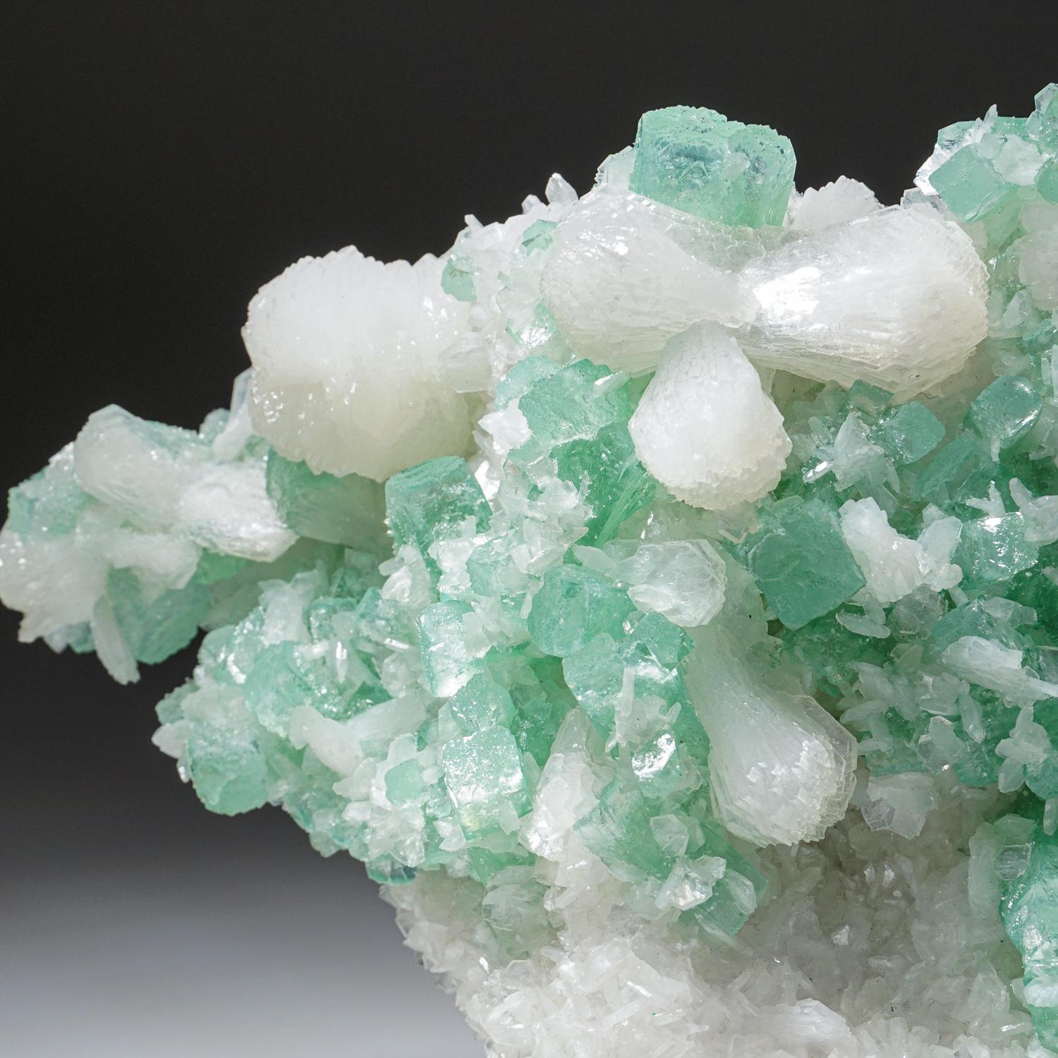 Gem Green Apophyllite Mineral Crystal with Stilbite from Maharashtra, Indi For Sale 1