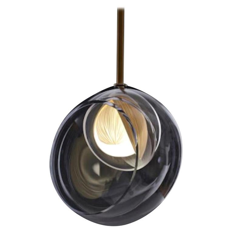 Luminaire de taille moyenne Gem de Vezzini & Chen en vente