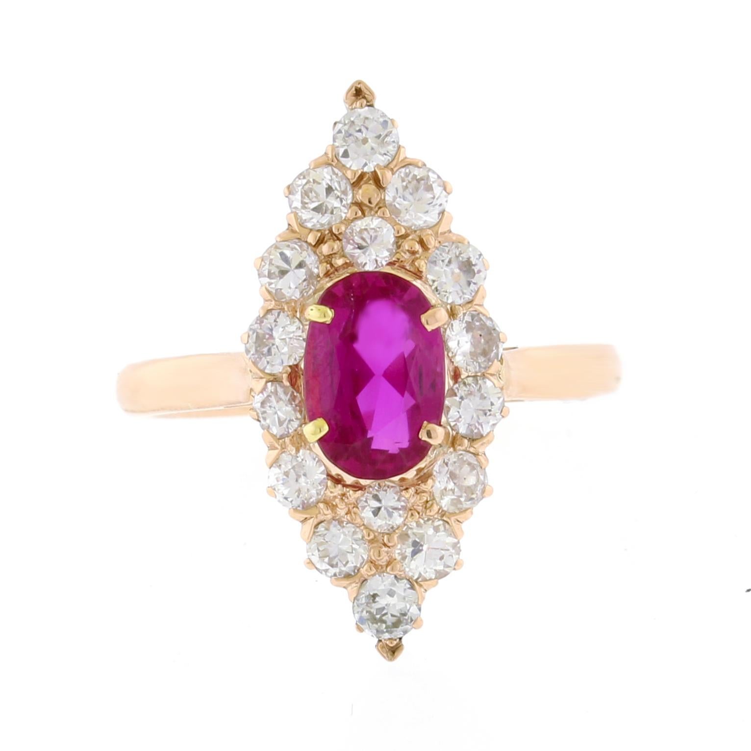 Anillo Antiguo de Zafiro Rosa de Birmania Sin Calor y Navette de Diamantes Corte cojín antiguo en venta