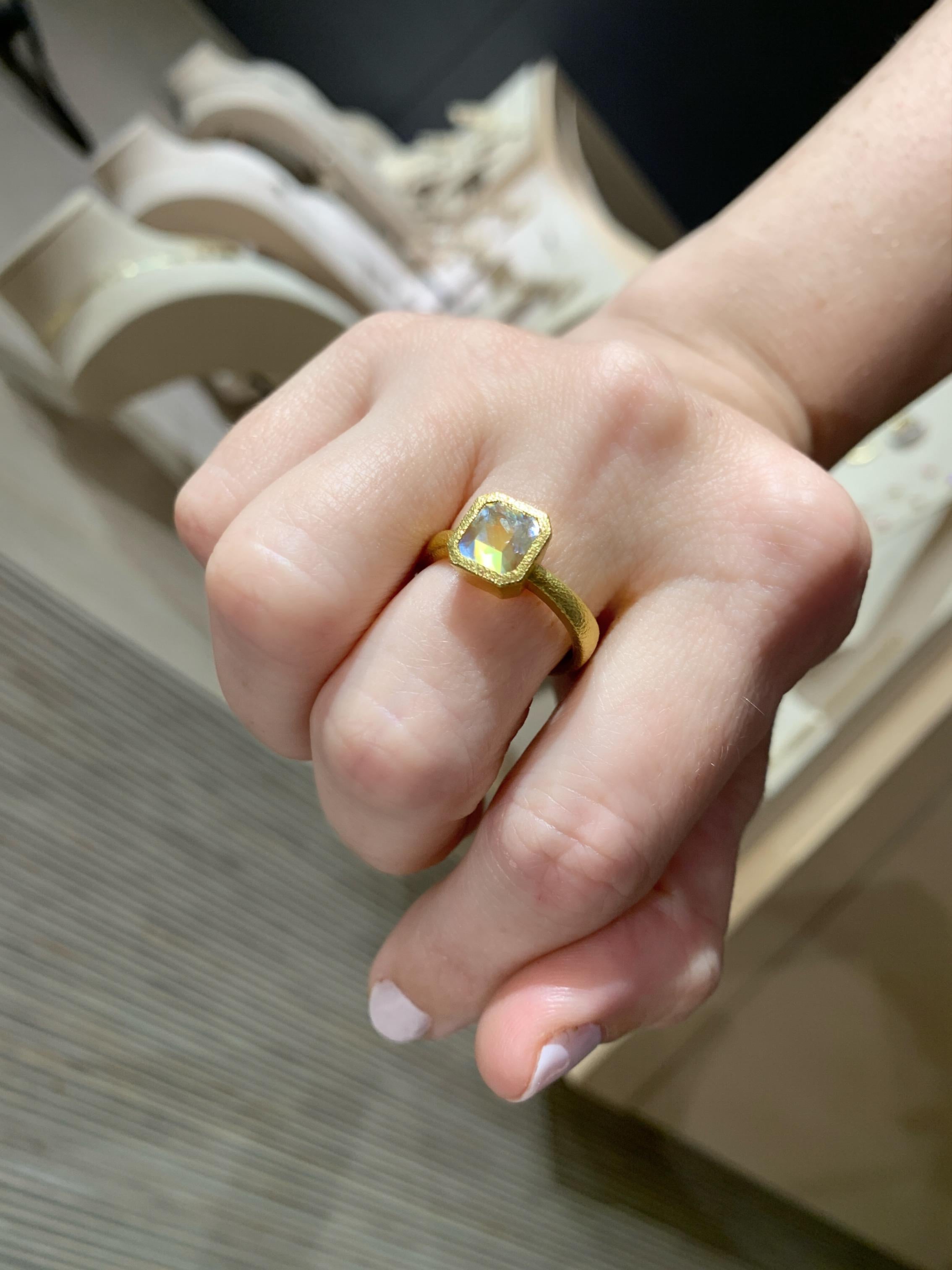 Asscher Cut Gem Orange Rainbow Moonstone 22k Gold One-of-a-Kind Ring, Devta Doolan 2024 For Sale