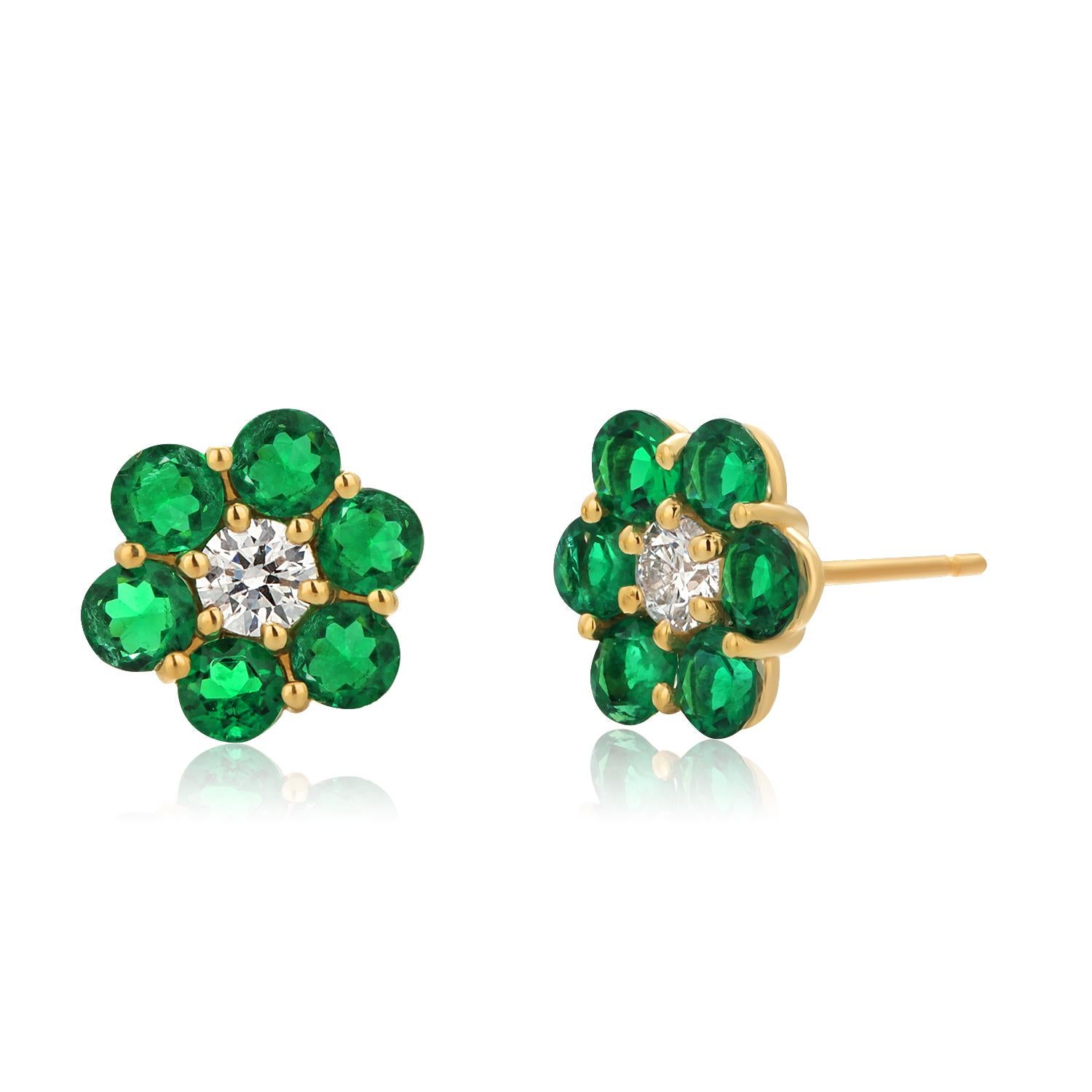 Gem Quality Green Emerald and Diamond 2.14 Carat Floral 0.40 Inch Gold Earrings  For Sale 2