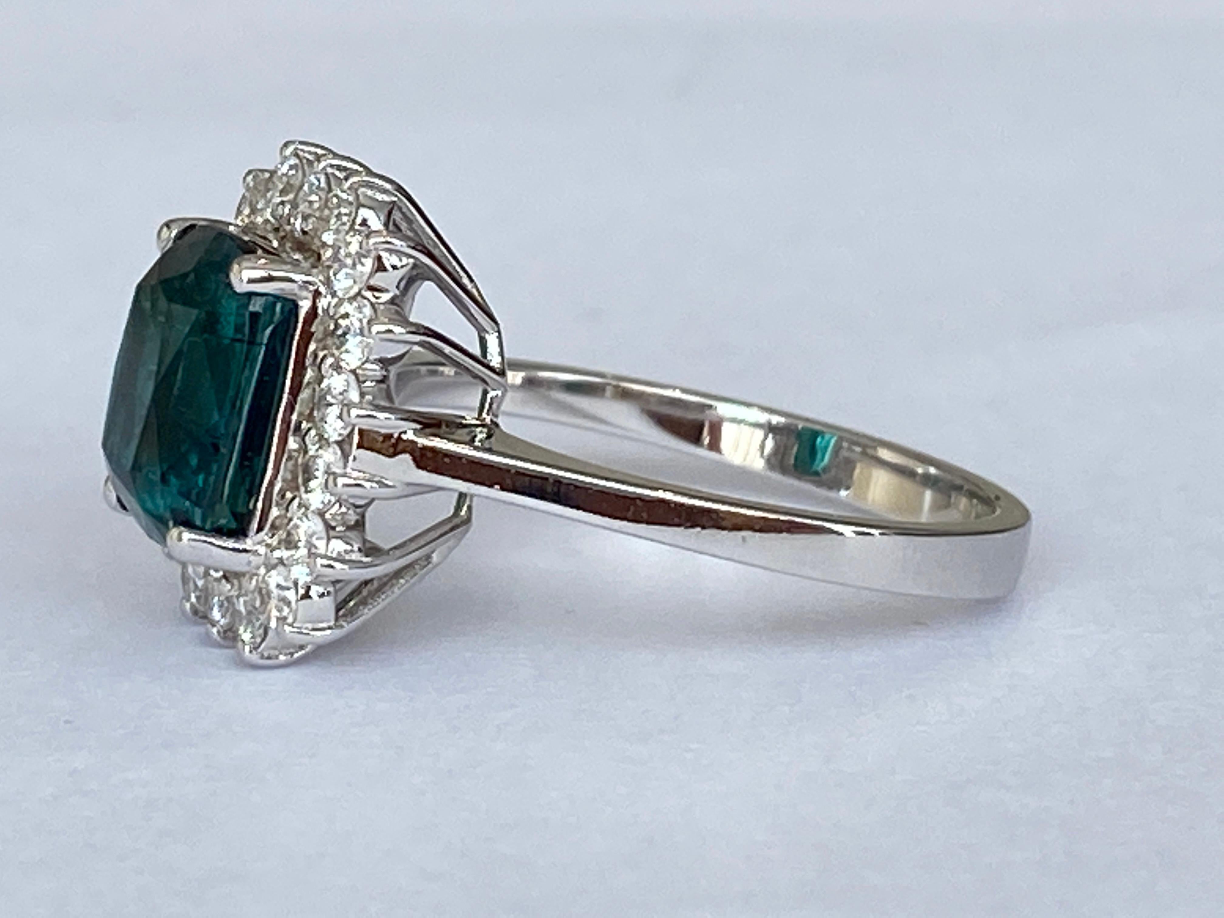 GEM Report Antwerp Certified 2.00 Carat Lagoon Tourmaline Diamond Cocktail ring For Sale 3