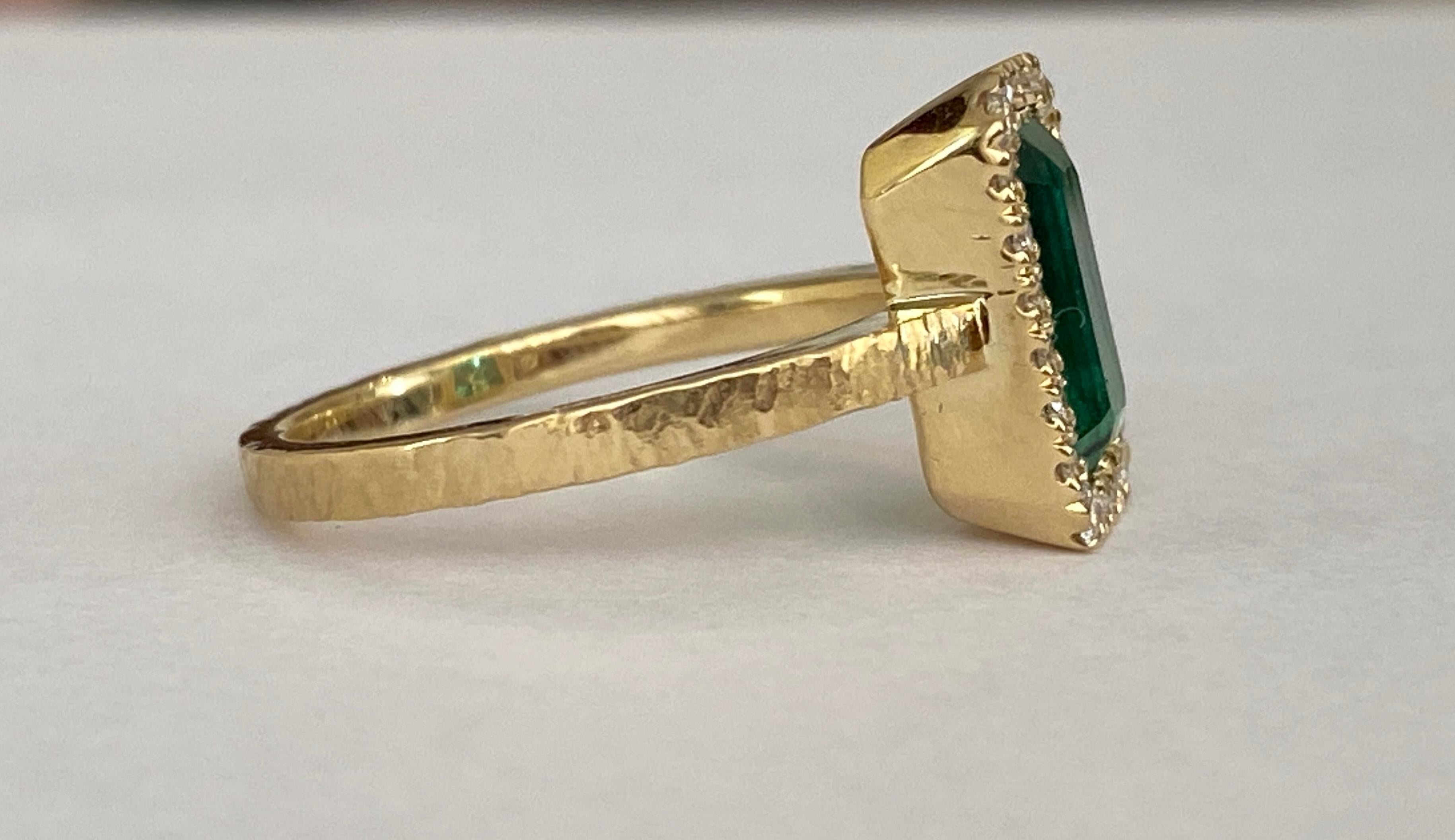 GEM Report Antwerp Certified 2.35 Carat Lagoon Tourmaline Diamond Cocktail ring In condizioni Nuovo in vendita a AMSTERDAM, NL