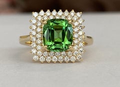 Certified Verdelite Tourmaline Diamond Cocktail  18 kt yellow gold ring