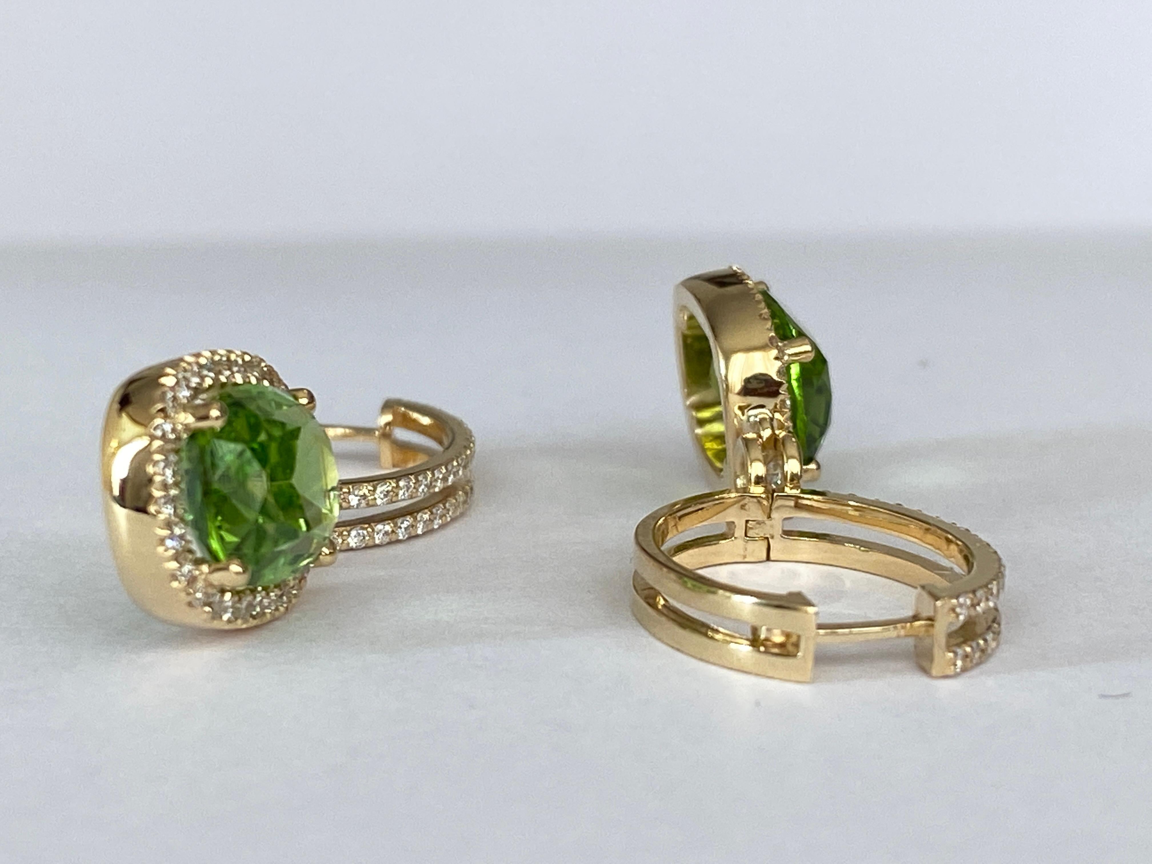 Orecchini con peridoto e diamanti certificati da 8,15 carati in oro giallo 18 kt in vendita 11