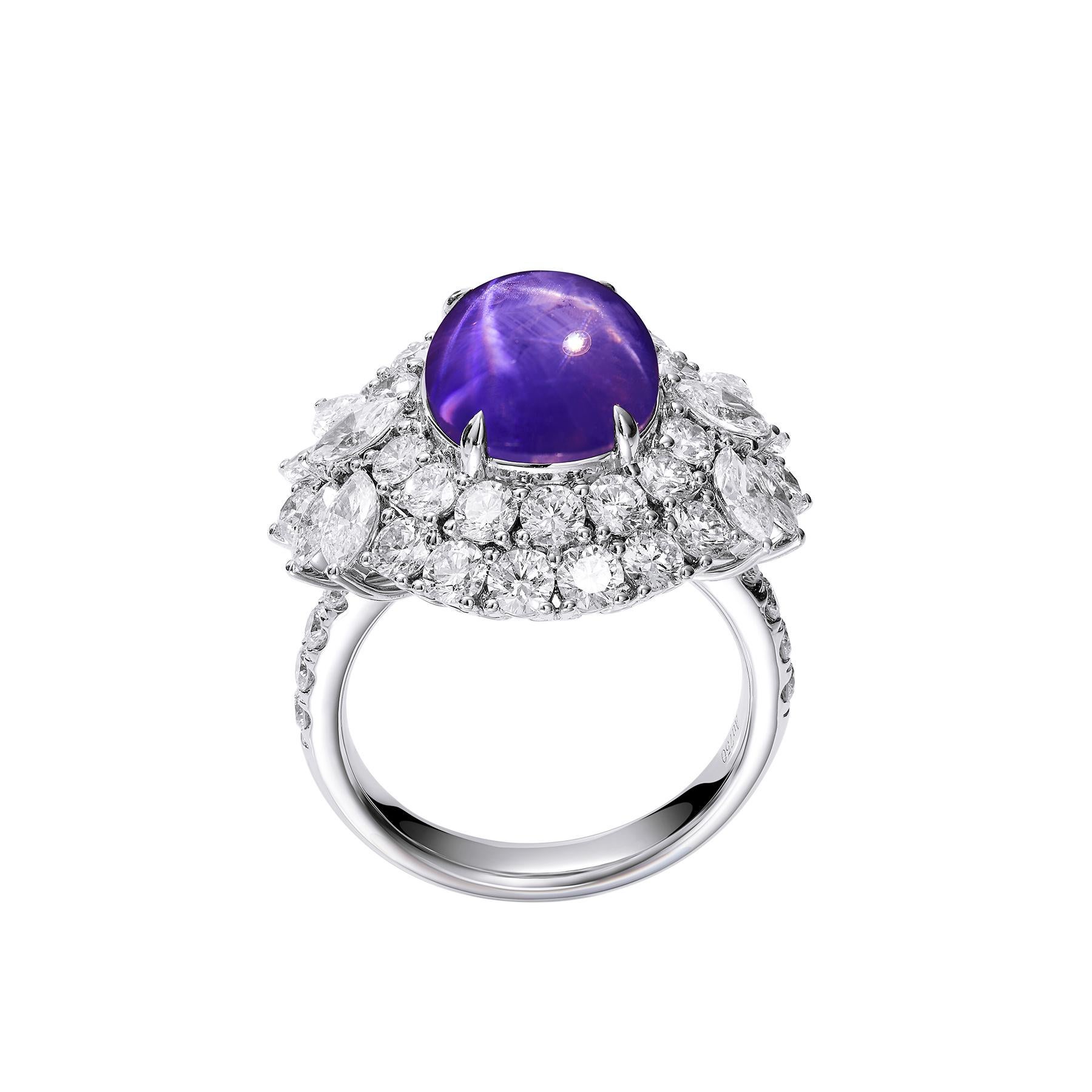 GEMCOOK JEWELLERY 10.1ct Unheated Color-changing Starlight Sapphire Ring In New Condition For Sale In Bangkok, TH