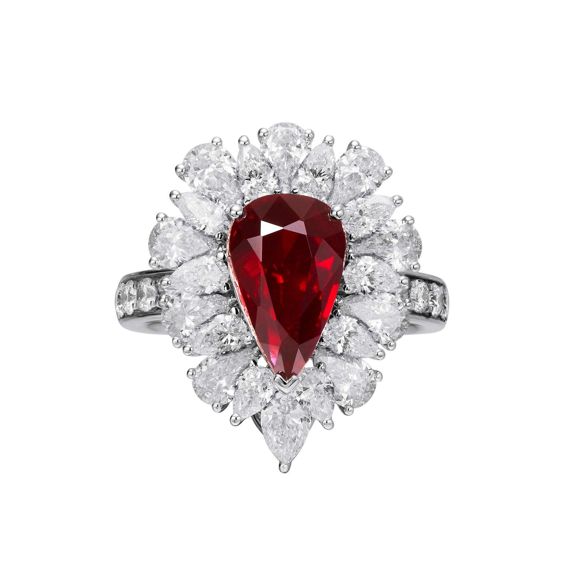 The GEMCOOK JEWELLERY 3.05ct Pigeon Blood Two-wear Ring/Necklace is a versatile piece that can be worn as both a ring and necklace. With a stunning 3.05 carat Pigeon Blood gemstone, this piece exudes luxury and elegance. Perfect for any occasion,
