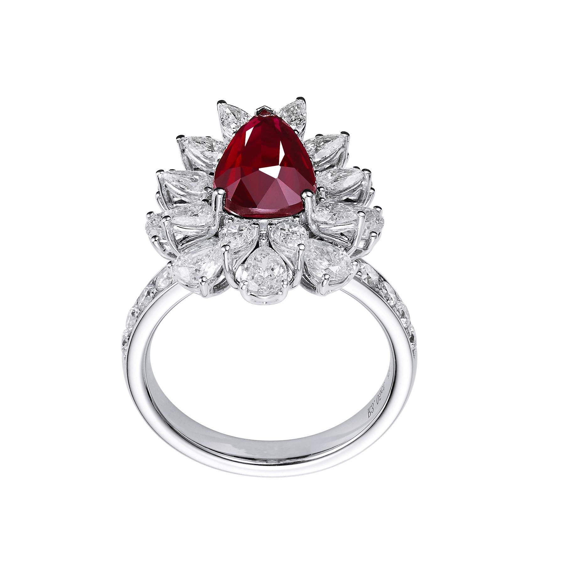 Retro GEMCOOK JEWELLERY 3.05ct Pigeon Blood Ruby Two-wear Ring/Necklace For Sale