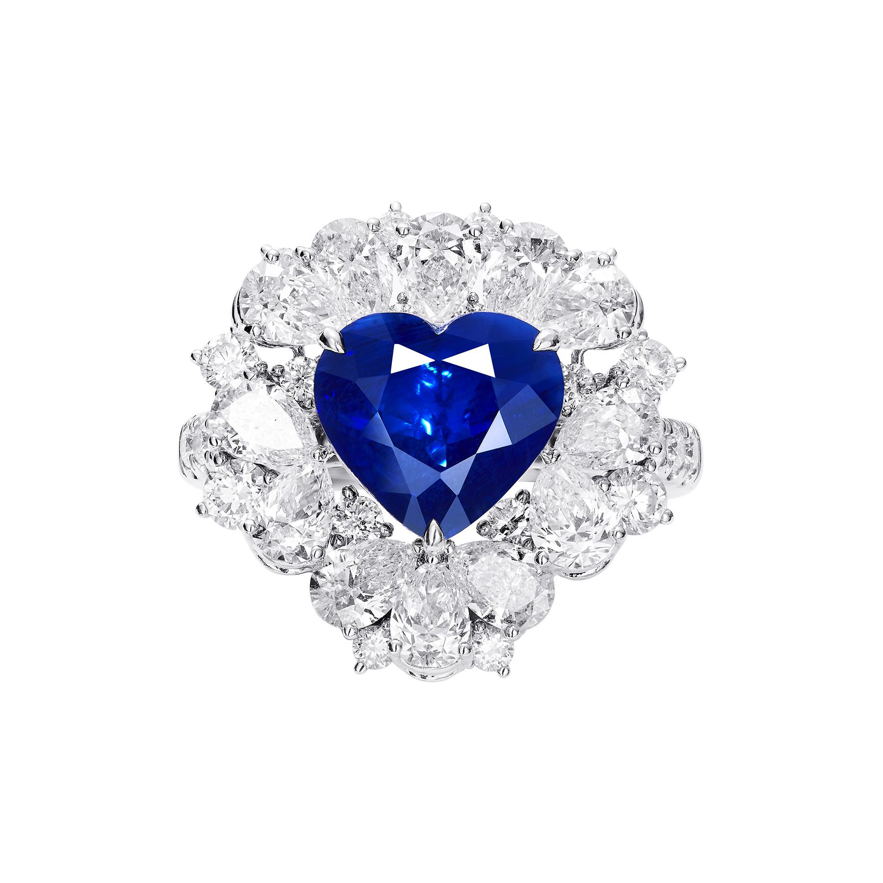 GEMCOOK JEWELLERY 3.20ct Old Burnt Royal Blue Sapphire Ring Blue starlight scattered in the world✨ Shining diamonds sparkle around the main stone Sparkling delicacy and tenderness between light and shadow With GUILD certificate Origin Sri Lanka