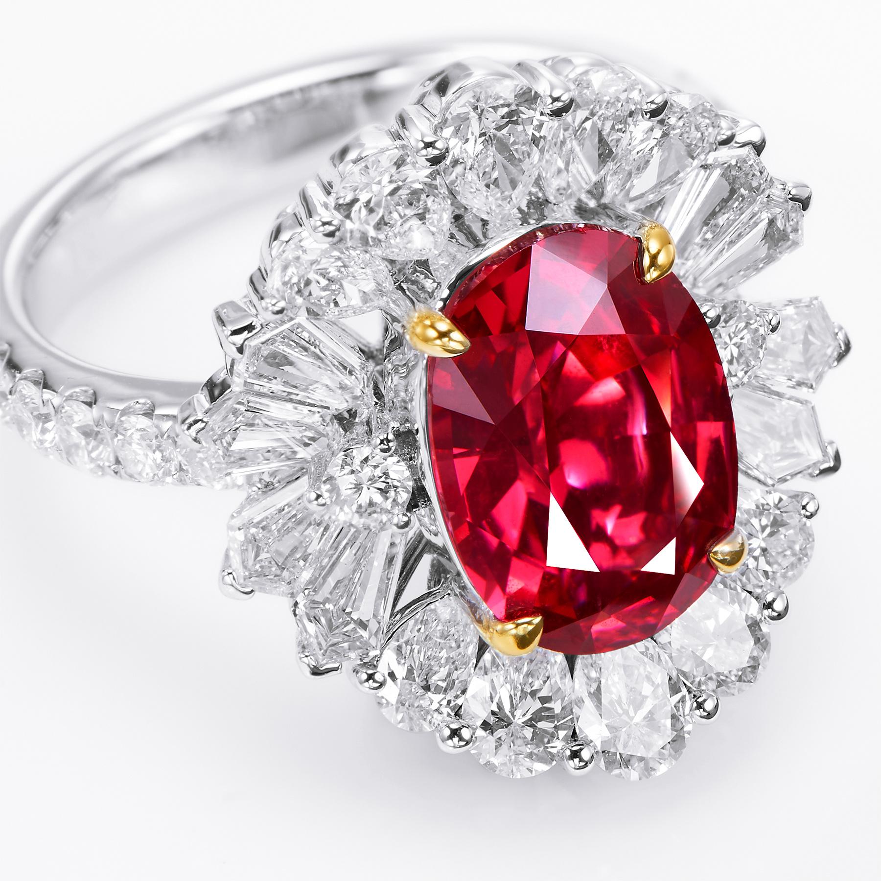 Oval Cut GEMCOOK Jewellery Jedi Spinel Ring For Sale