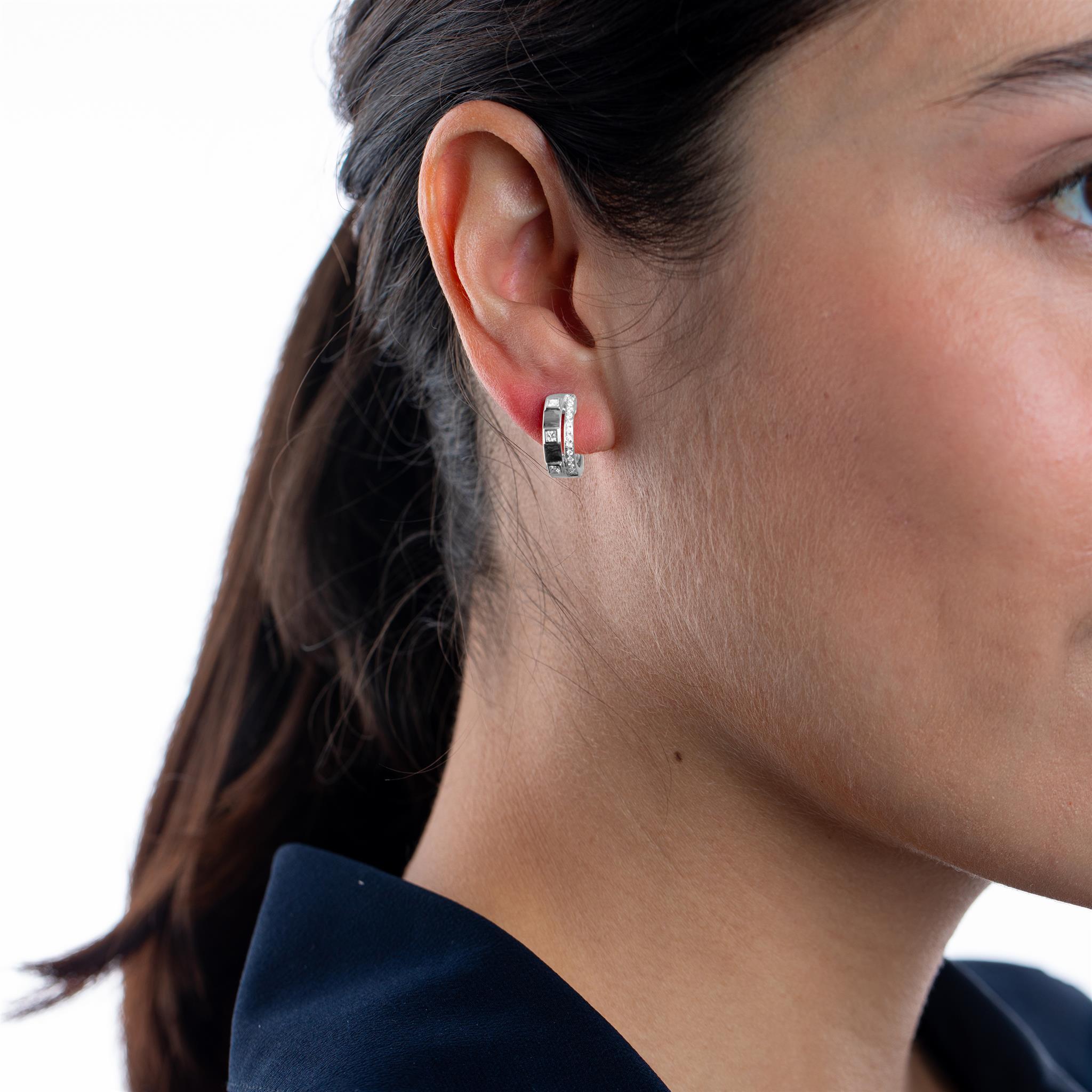 Contemporain Gemistry Boucles d'oreilles en or blanc 14K avec diamant naturel de 0,33 ctw en vente