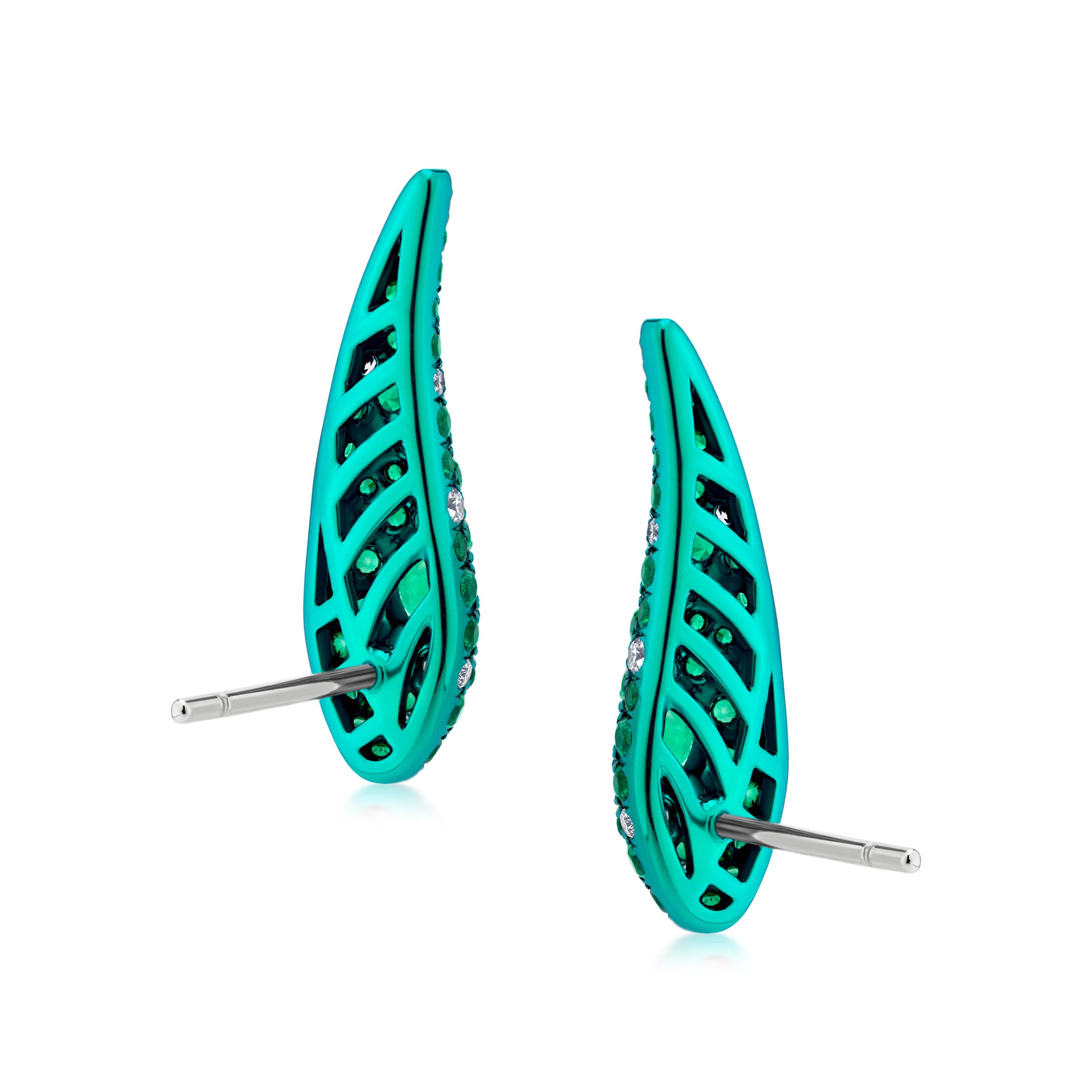 Contemporary Gemistry 1.69Cttw. Emerald and Diamond Serpentine Ear Climber in 18k Gold
