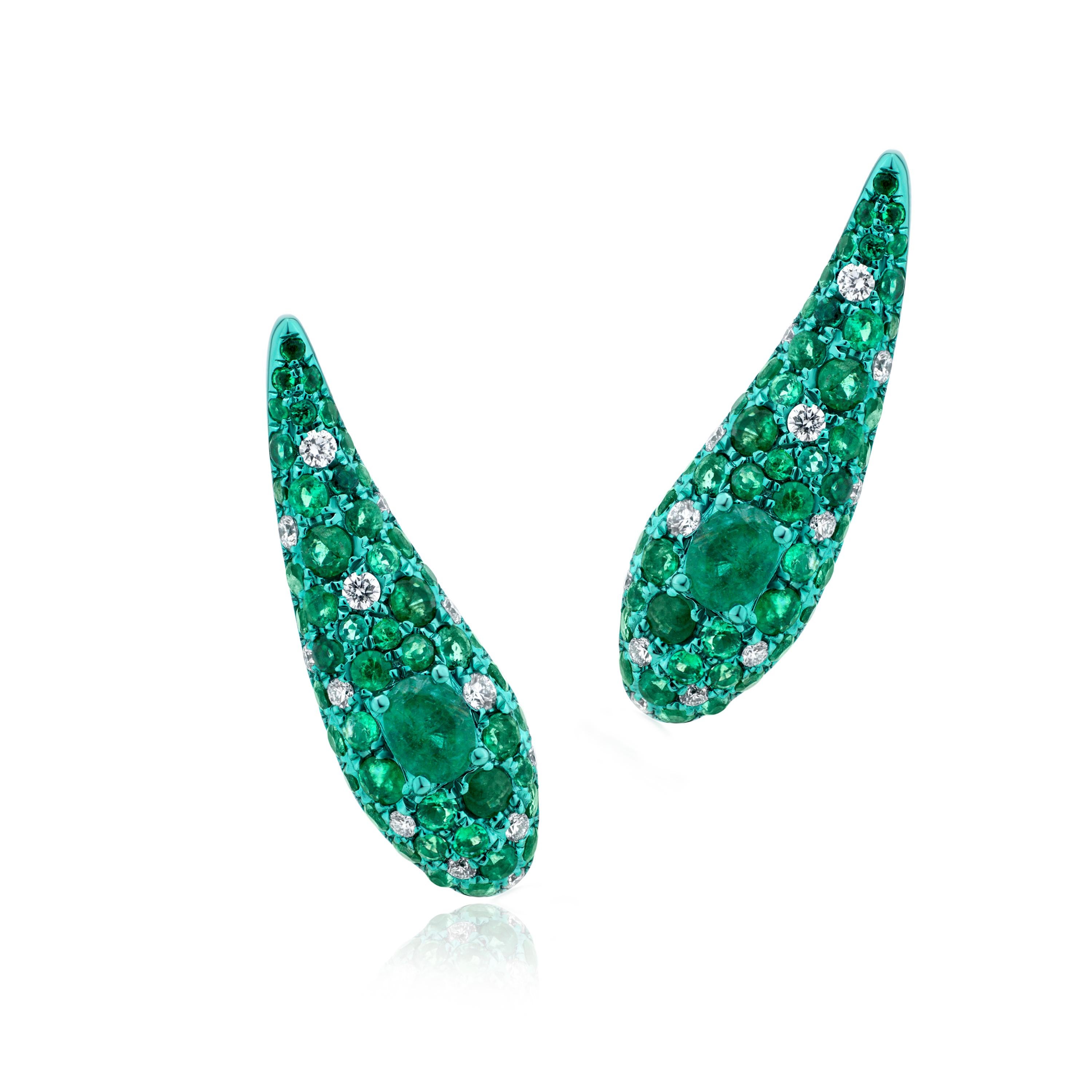 Oval Cut Gemistry 1.69Cttw. Emerald and Diamond Serpentine Ear Climber in 18k Gold For Sale