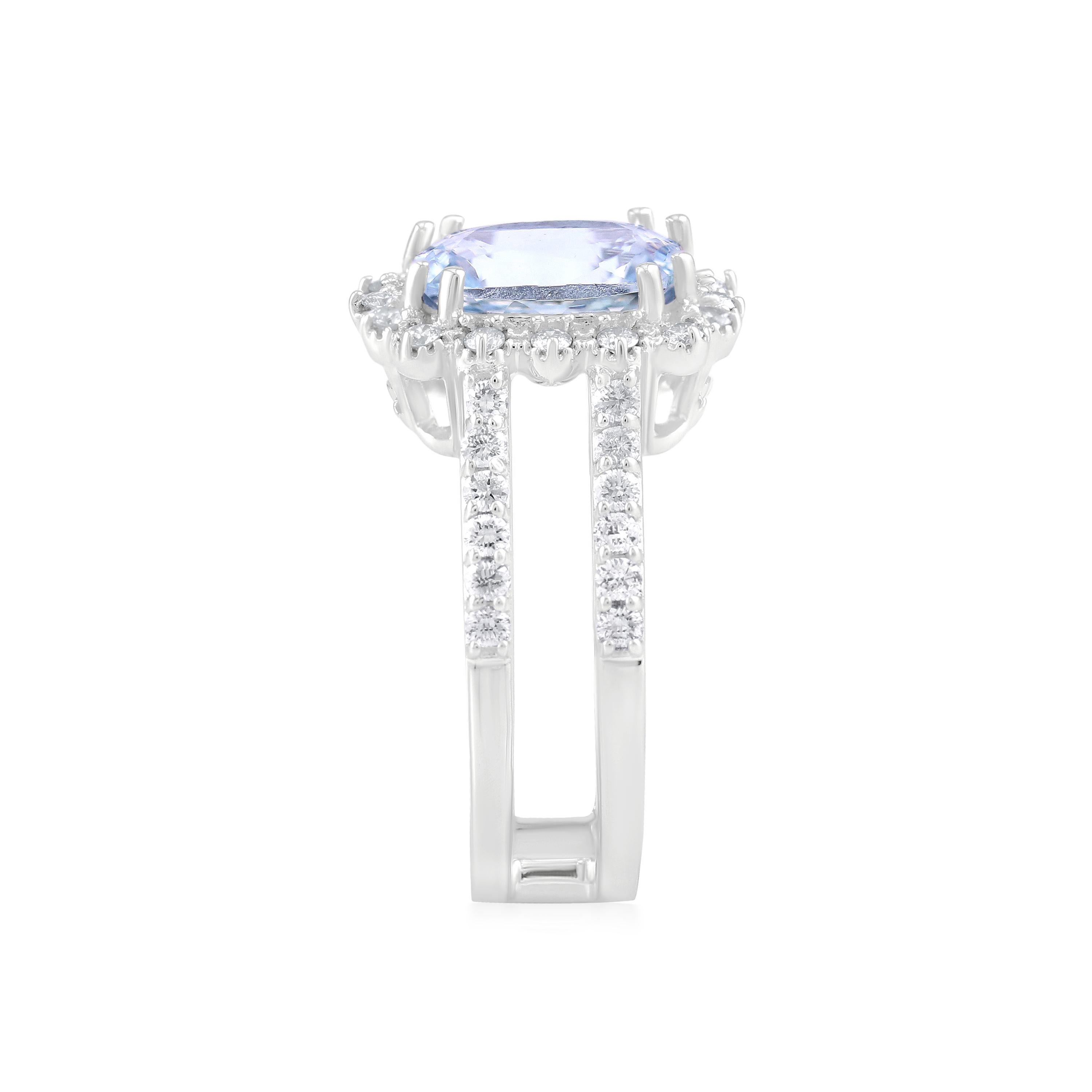 Gemistry 3,25 Cttw natürlicher Aquamarin/Diamant Ring in 14K Weißgold Größe 7 (Kissenschliff) im Angebot