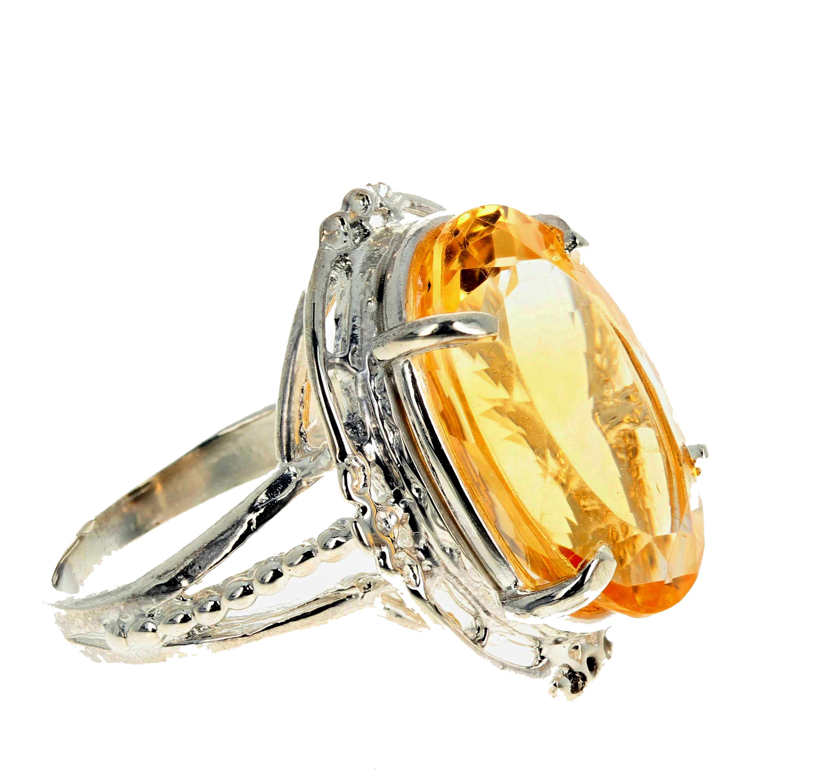 AJD Gorgeous 11.52 Ct. Brilliant Glittering Natural Yellow Goldy Citrine Ring In New Condition For Sale In Raleigh, NC