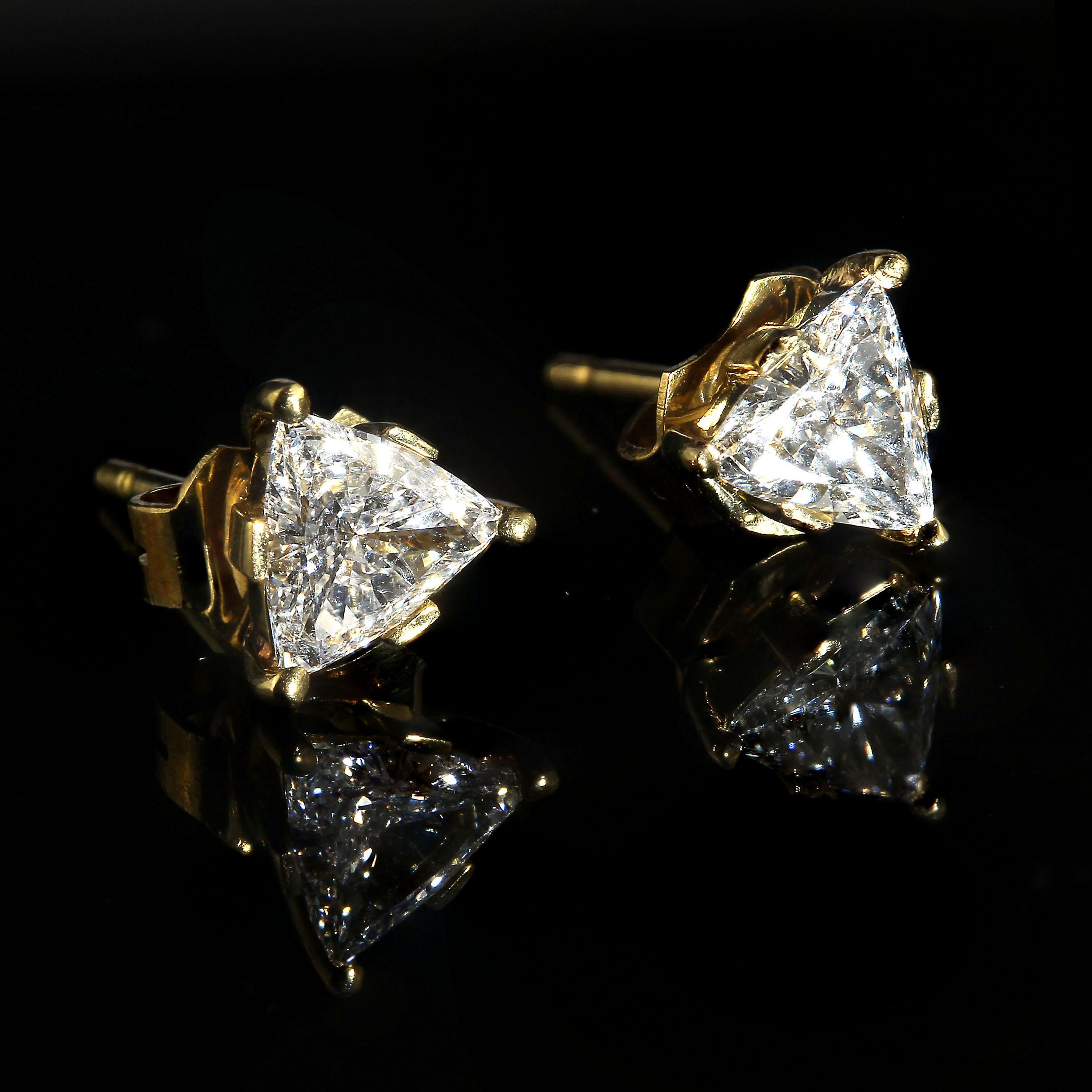 Artisan  AJD 1.25 Carat Glittering Diamond Stud Earrings  April Birthstone For Sale